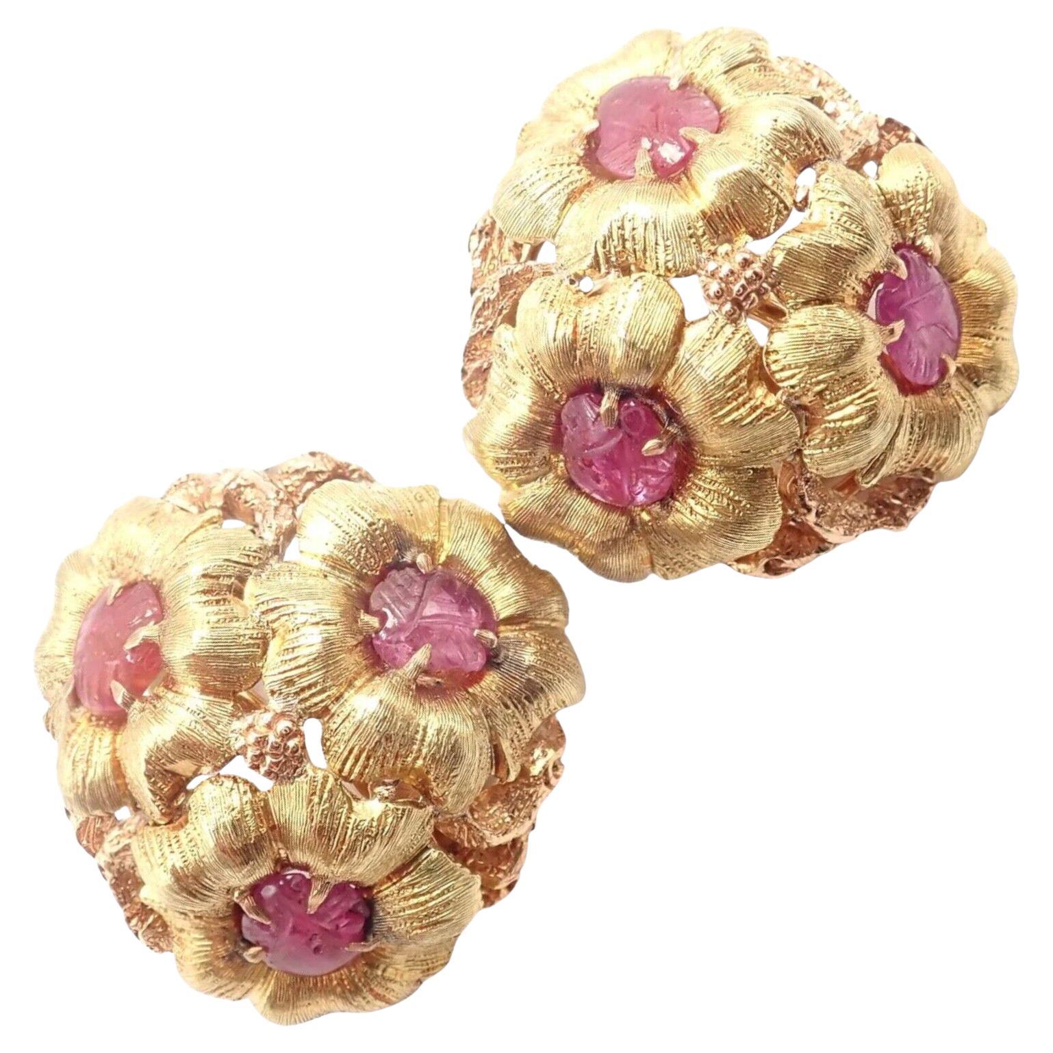 Vintage Buccellati Carved Ruby Flower Yellow Gold Earring