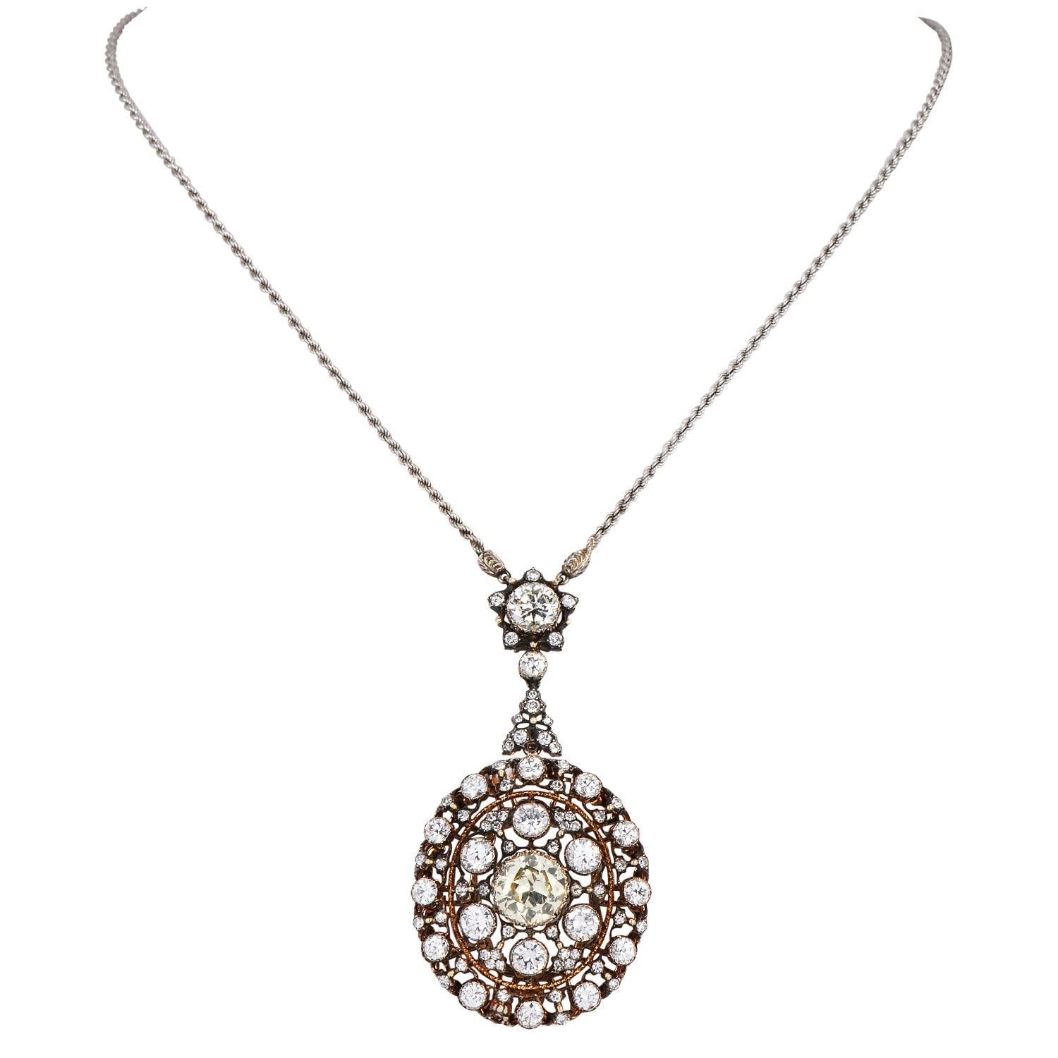 Vintage Buccellati Diamond 18K Gold Convertible Necklace and Brooch Pin In Excellent Condition In Miami, FL