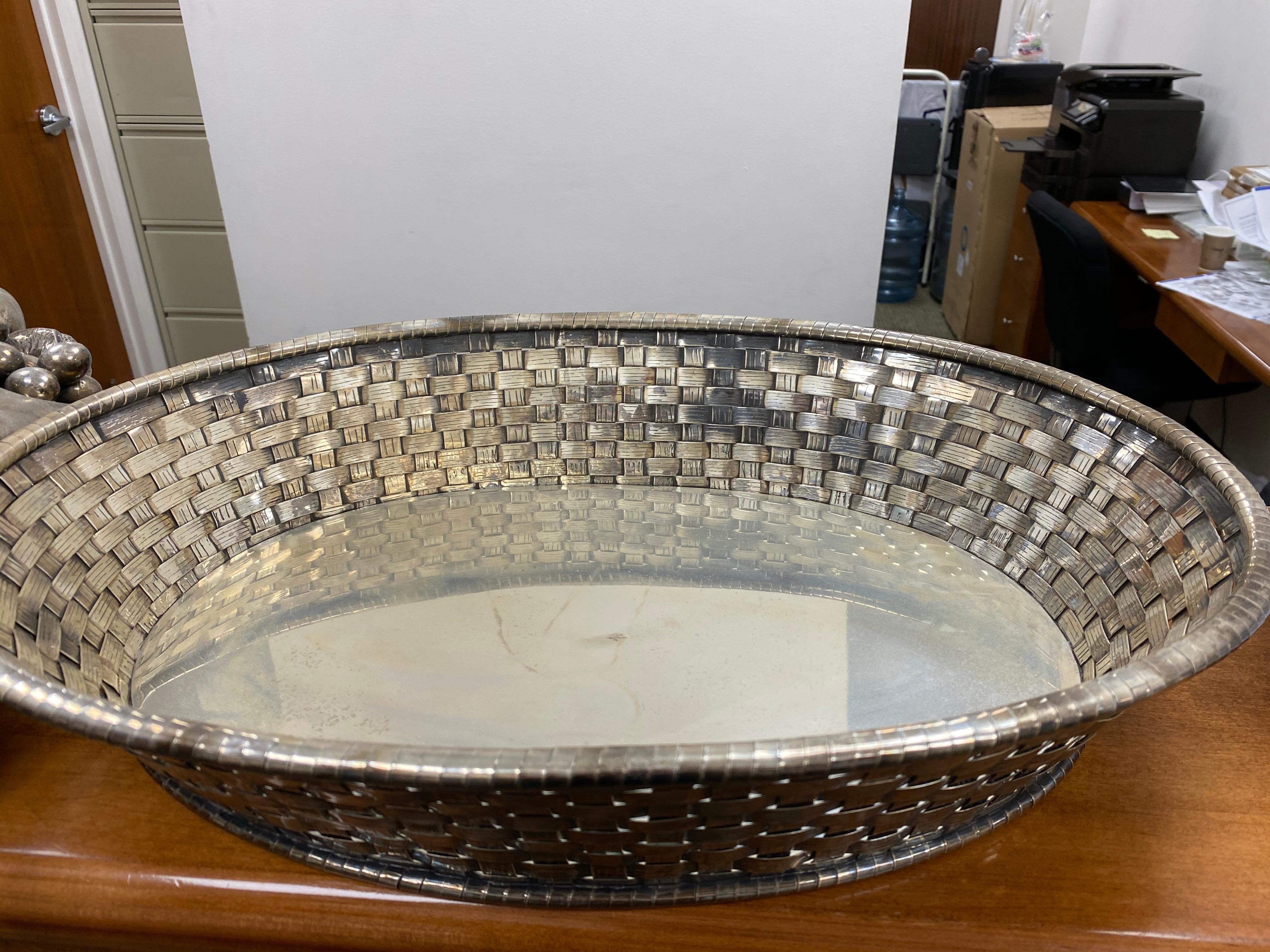 Vintage Buccellati Fruit Basket, Silver, Circa 1970 For Sale 2