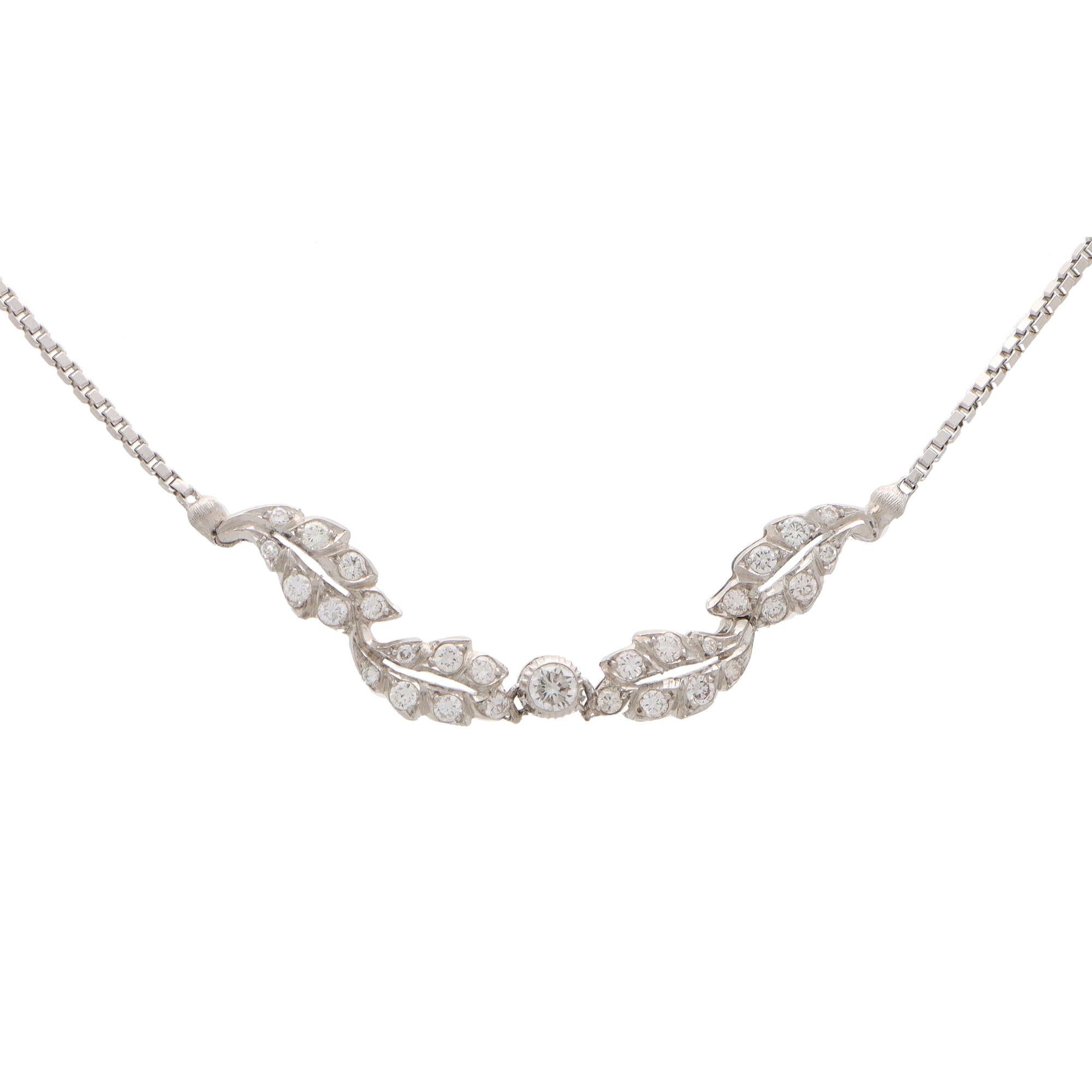 Modern Vintage Buccellati 'Les Amoureux' Diamond Pendant Necklace in 18k White Gold For Sale