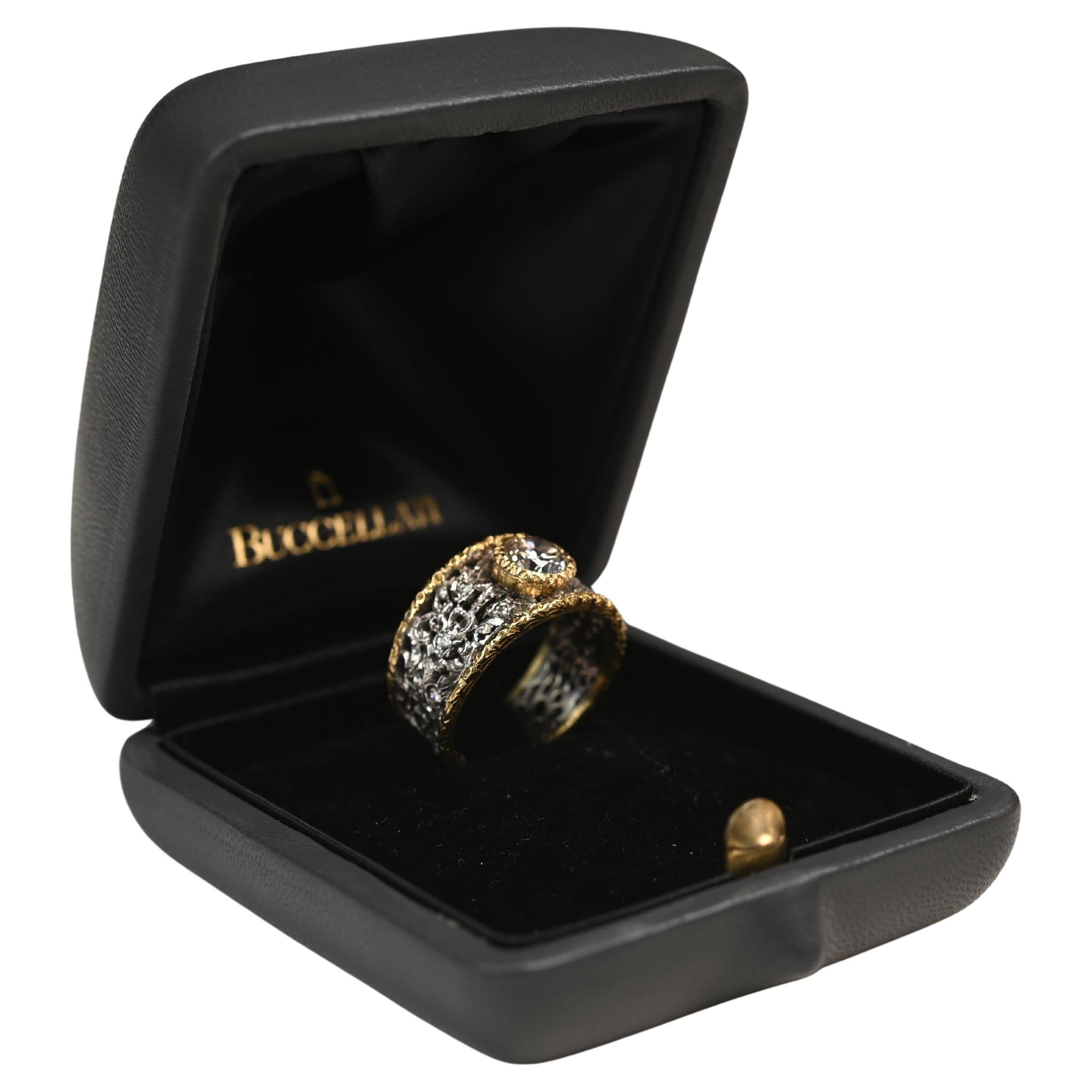 Vintage Buccellati Round Cut Diamond (Approx 0.70-Carats) White and Yellow Gold in vendita