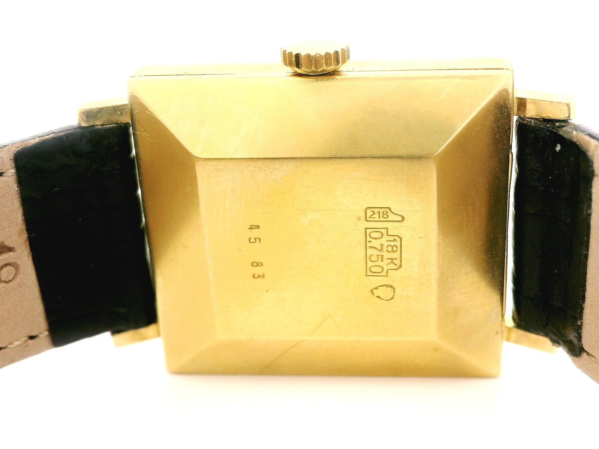Vintage Bucherer 18k Yellow Gold 26mm Rectangular Mechanical Automatic Watch im Angebot 4