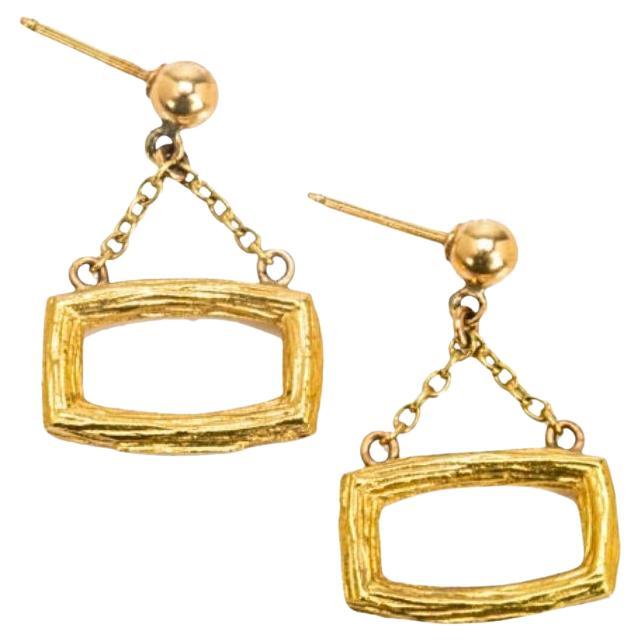 Vintage Bucherer 18 Karat Gelbgold Ohrhänger mit gebürsteter Oberfläche im Angebot