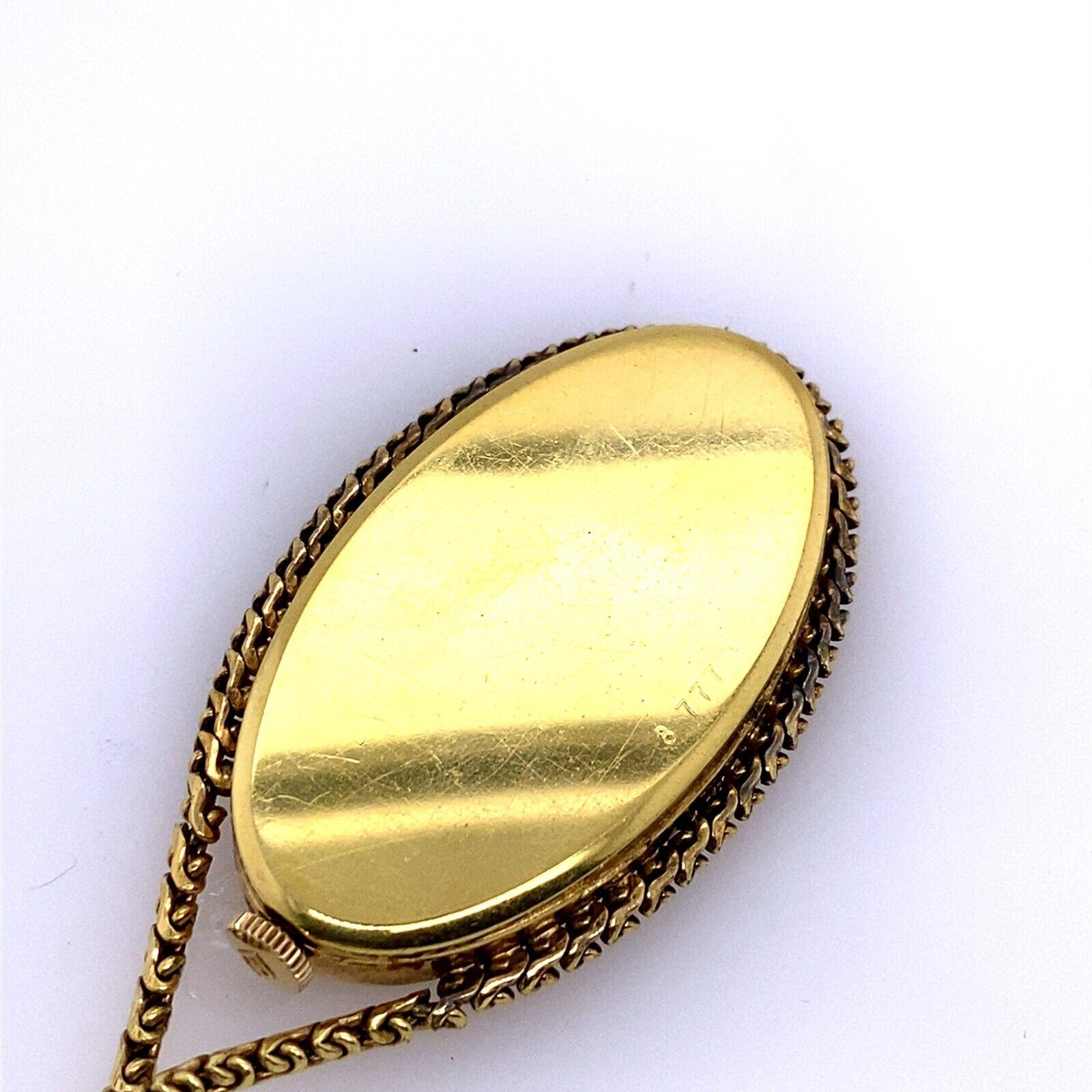 Bucherer Montre manuelle ovale vintage plaquée or jaune Excellent état - En vente à London, GB