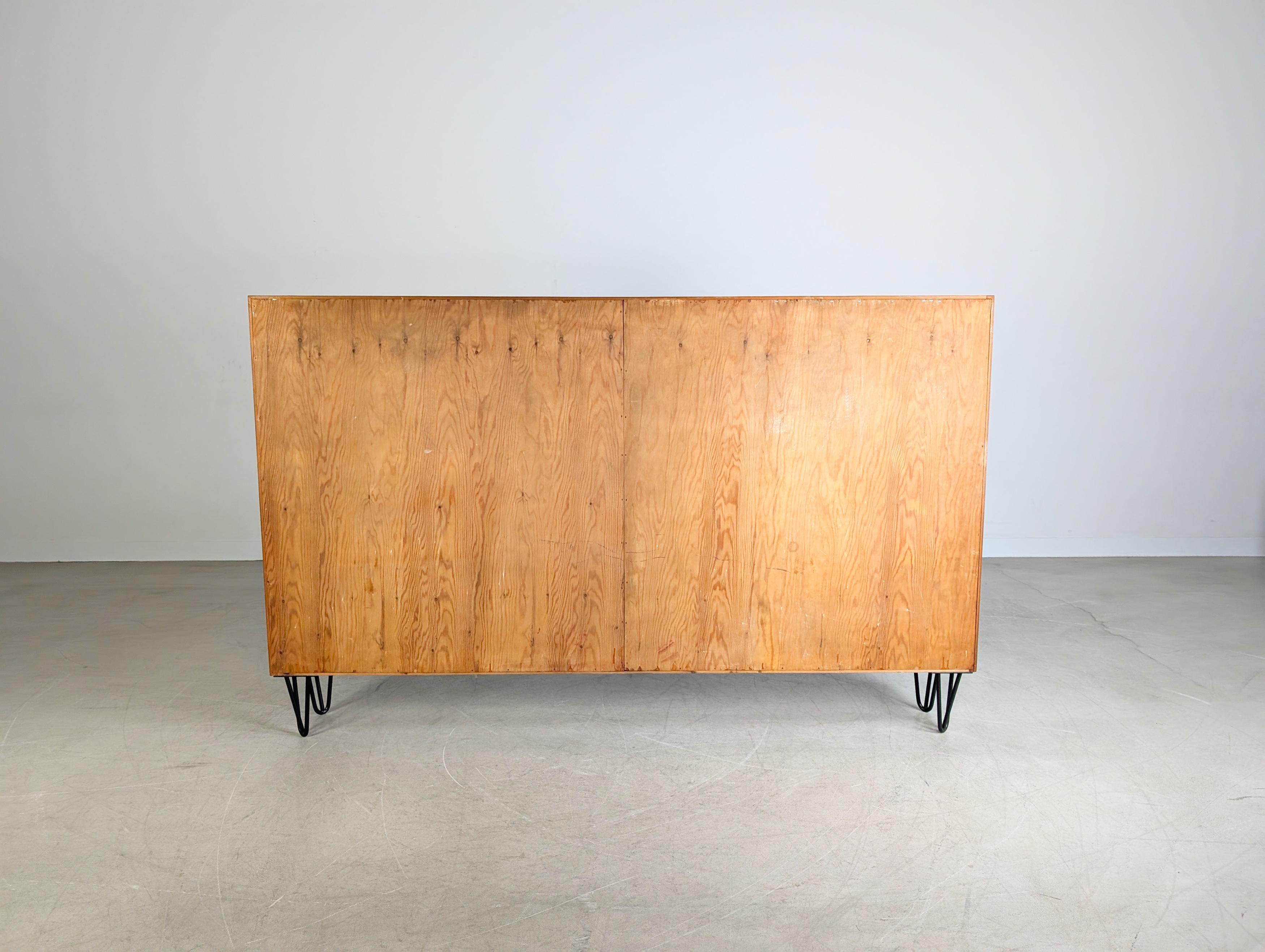 19th Century Vintage Bücherregal Midcentury Vollholz Kiefer Regal Hairpin For Sale