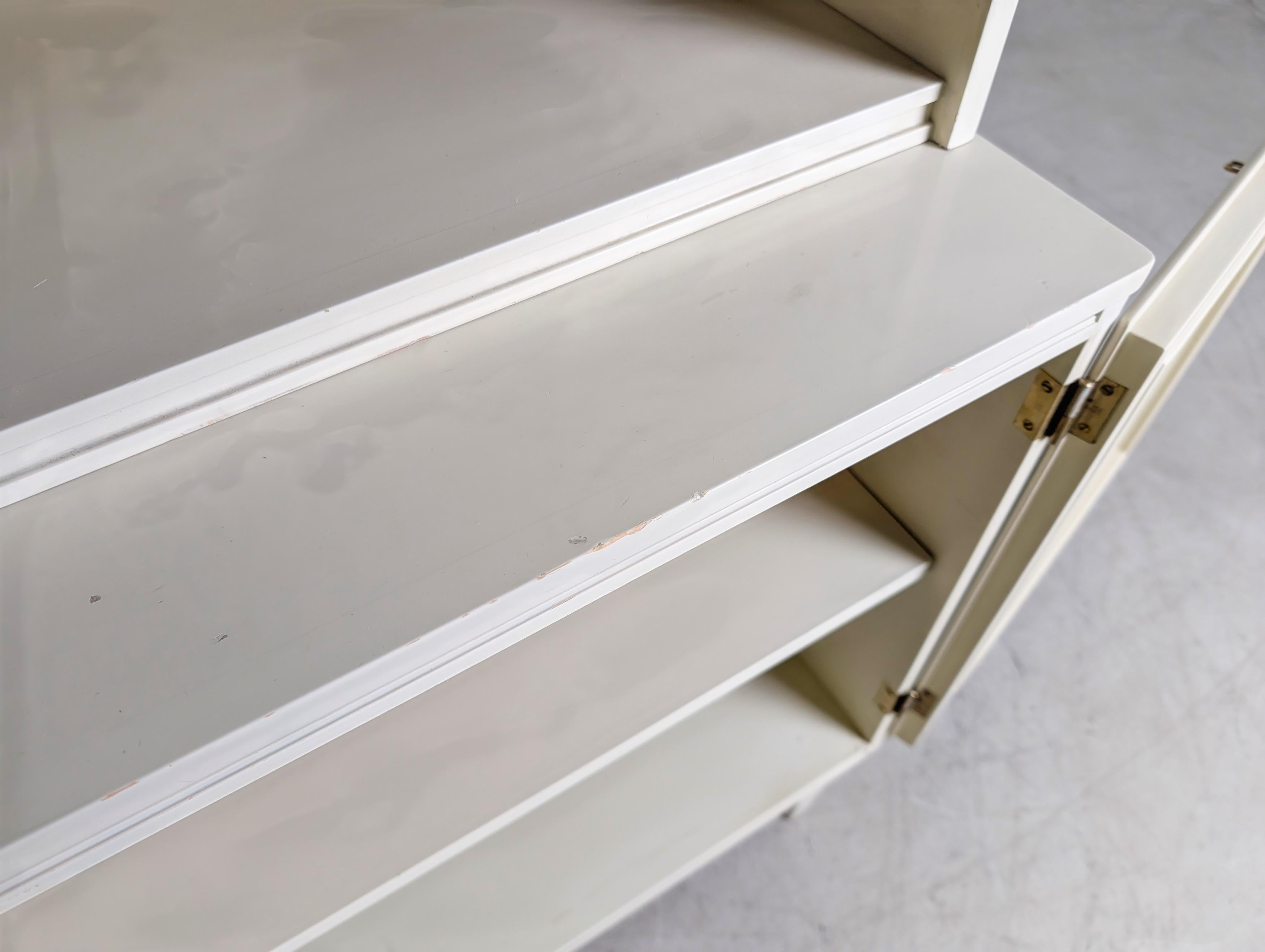 Wood Vintage Bücherregal Svante Skogh Schrank shabby chic Landhaus For Sale