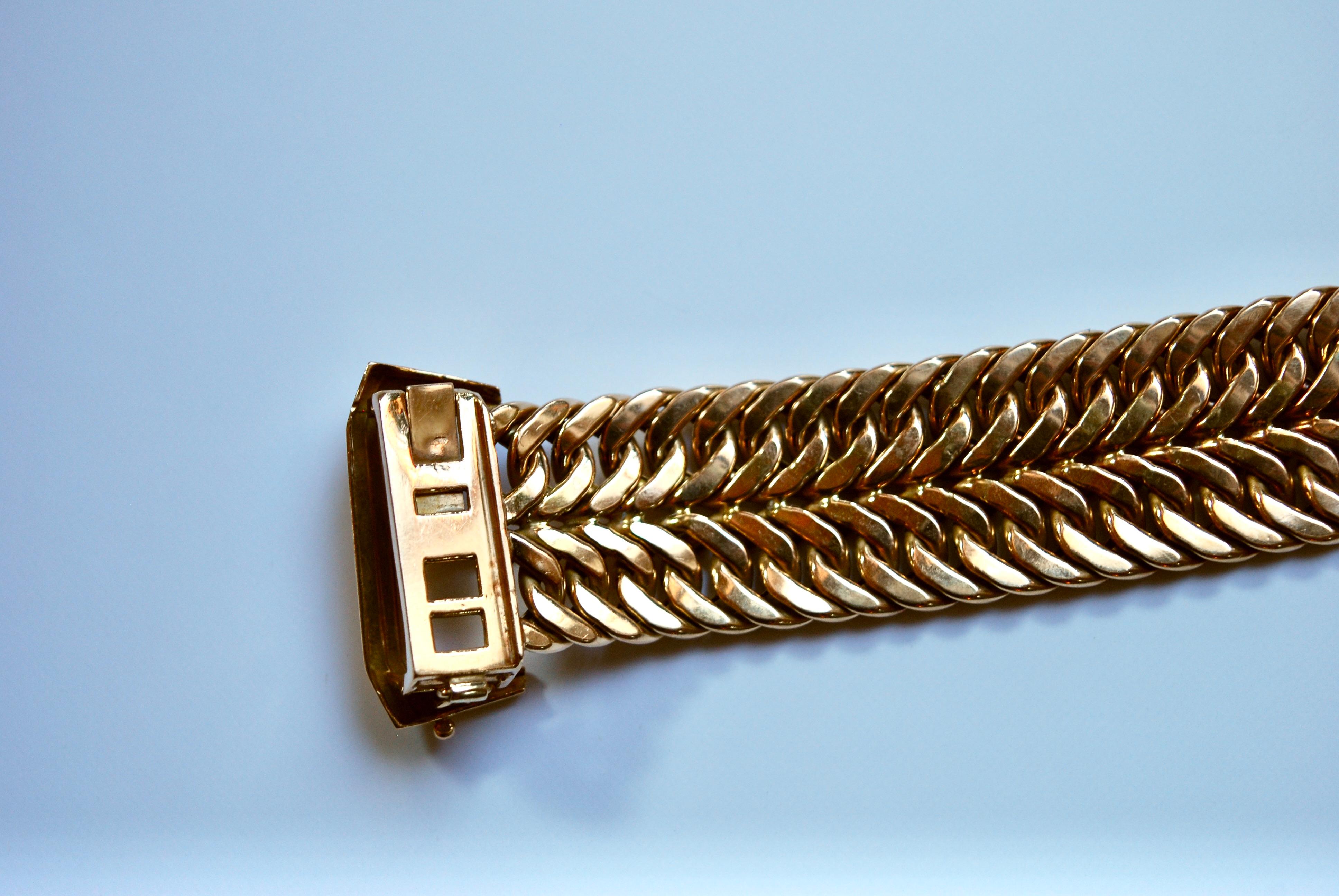 vintage buckle gold bracelet 1