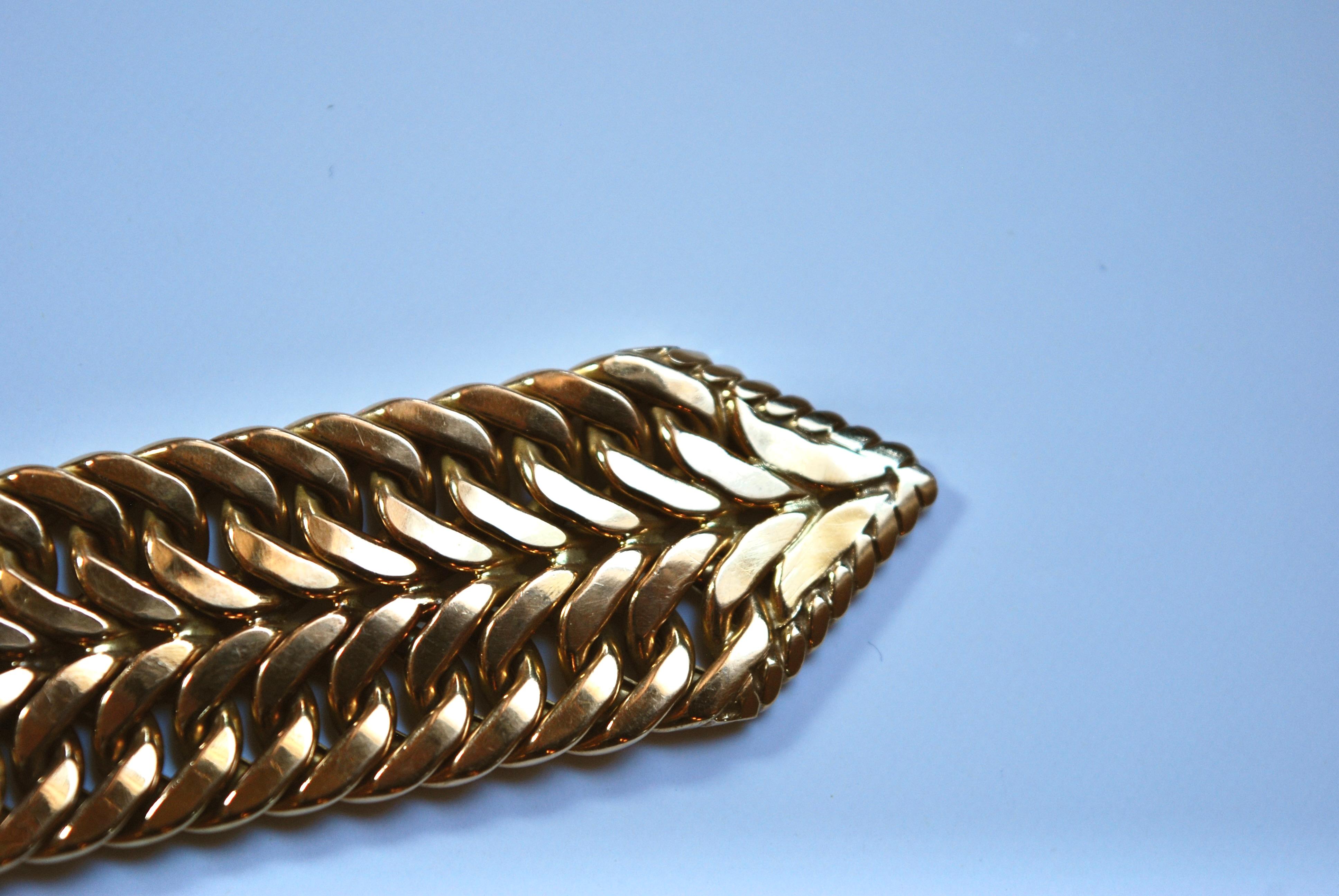 vintage buckle gold bracelet 4