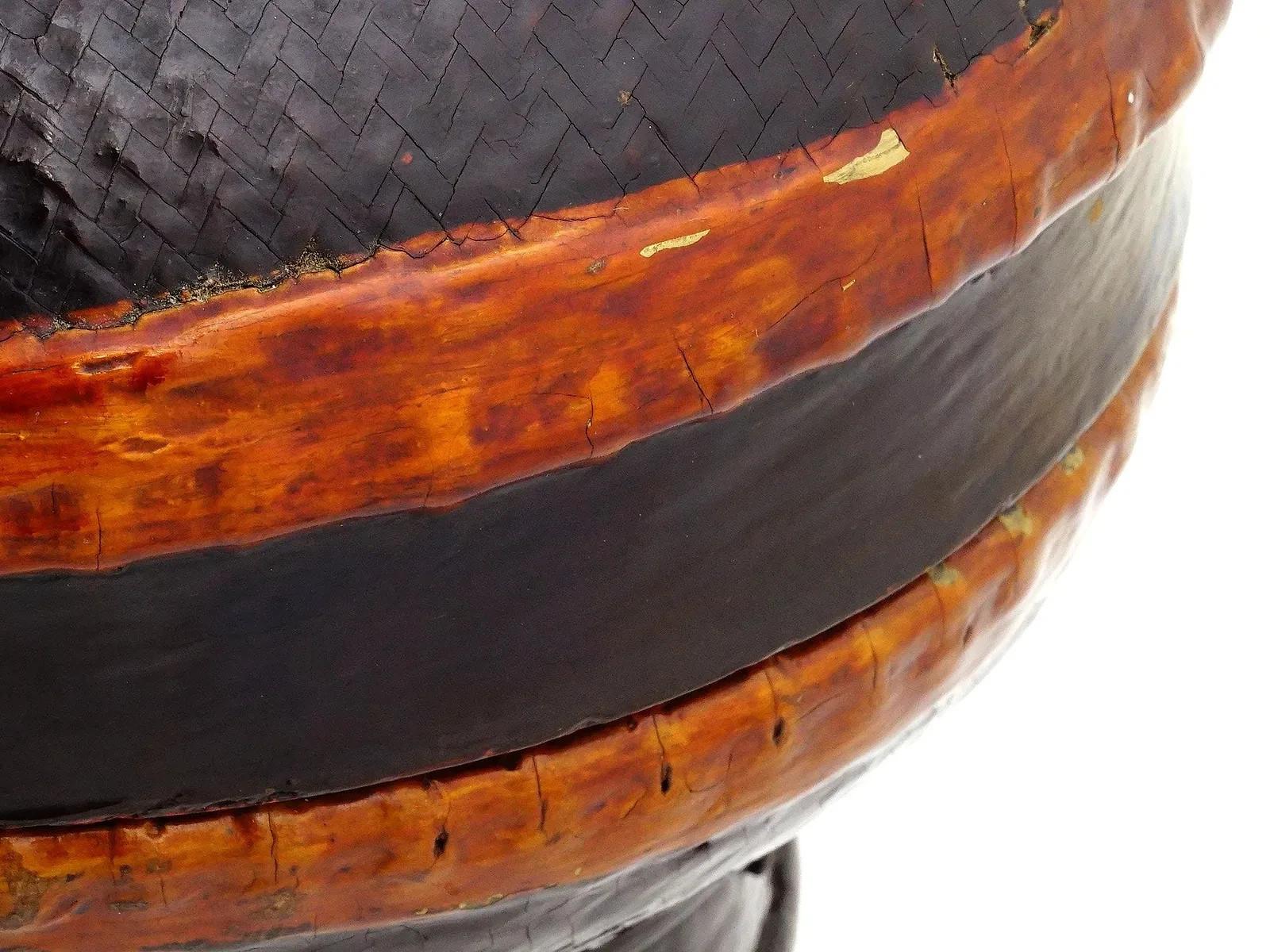 Bambou Vase à couvercle traditionnel bouddhiste vintage Hsun Ok en vente