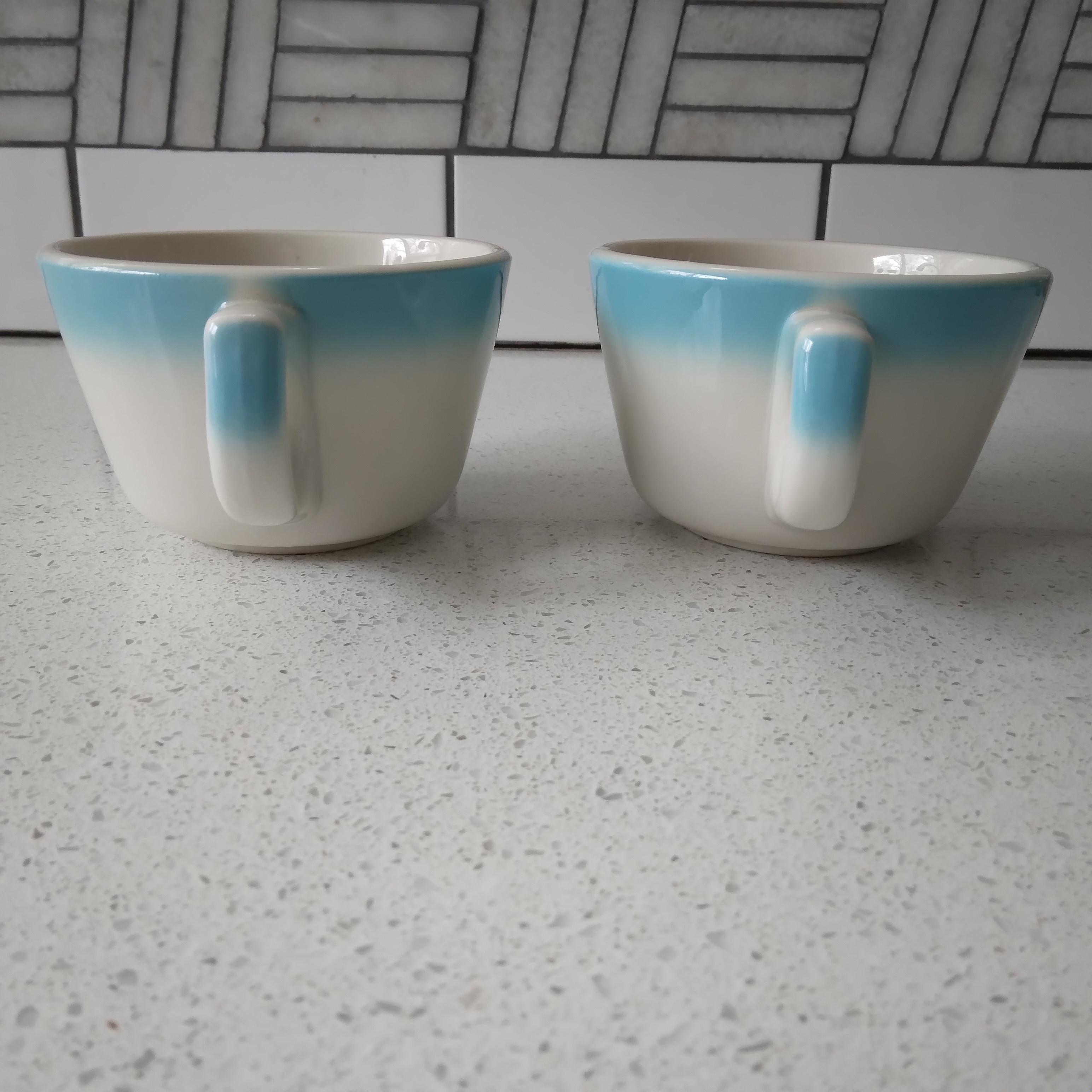 Vintage Buffalo China Tea Cup Pair in Sky Blue and Off White In Good Condition For Sale In Munster, IN