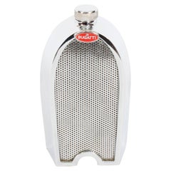Decantador de radiador cromado vintage Bugatti Finales del siglo XX