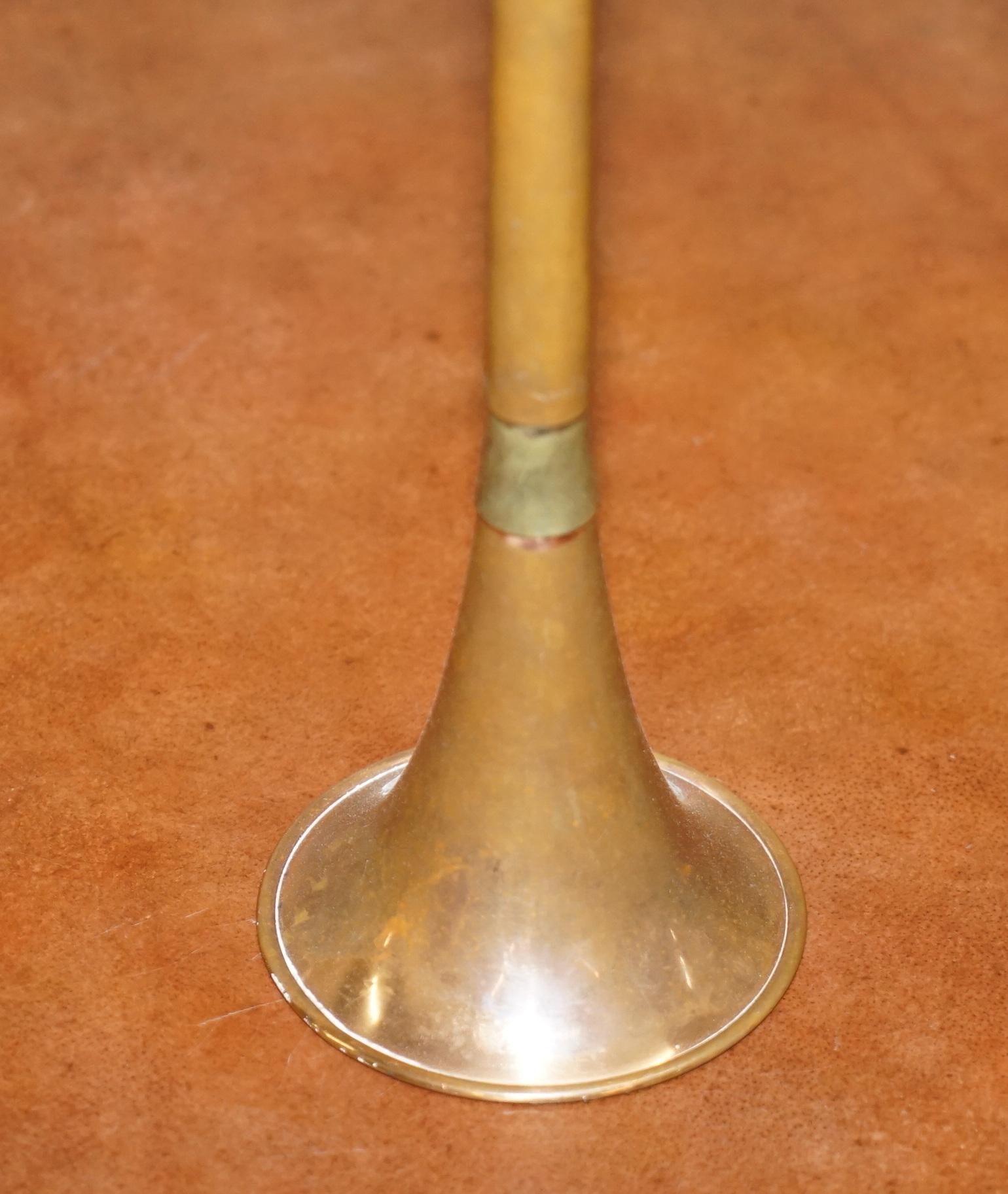 English Vintage Buisine Heraldic Trumpet Brass Copper and Bronze Lovely Decorative Item For Sale