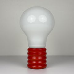 Lámpara de sobremesa vintage con bombilla, Ingo Maurer, Alemania Años 60