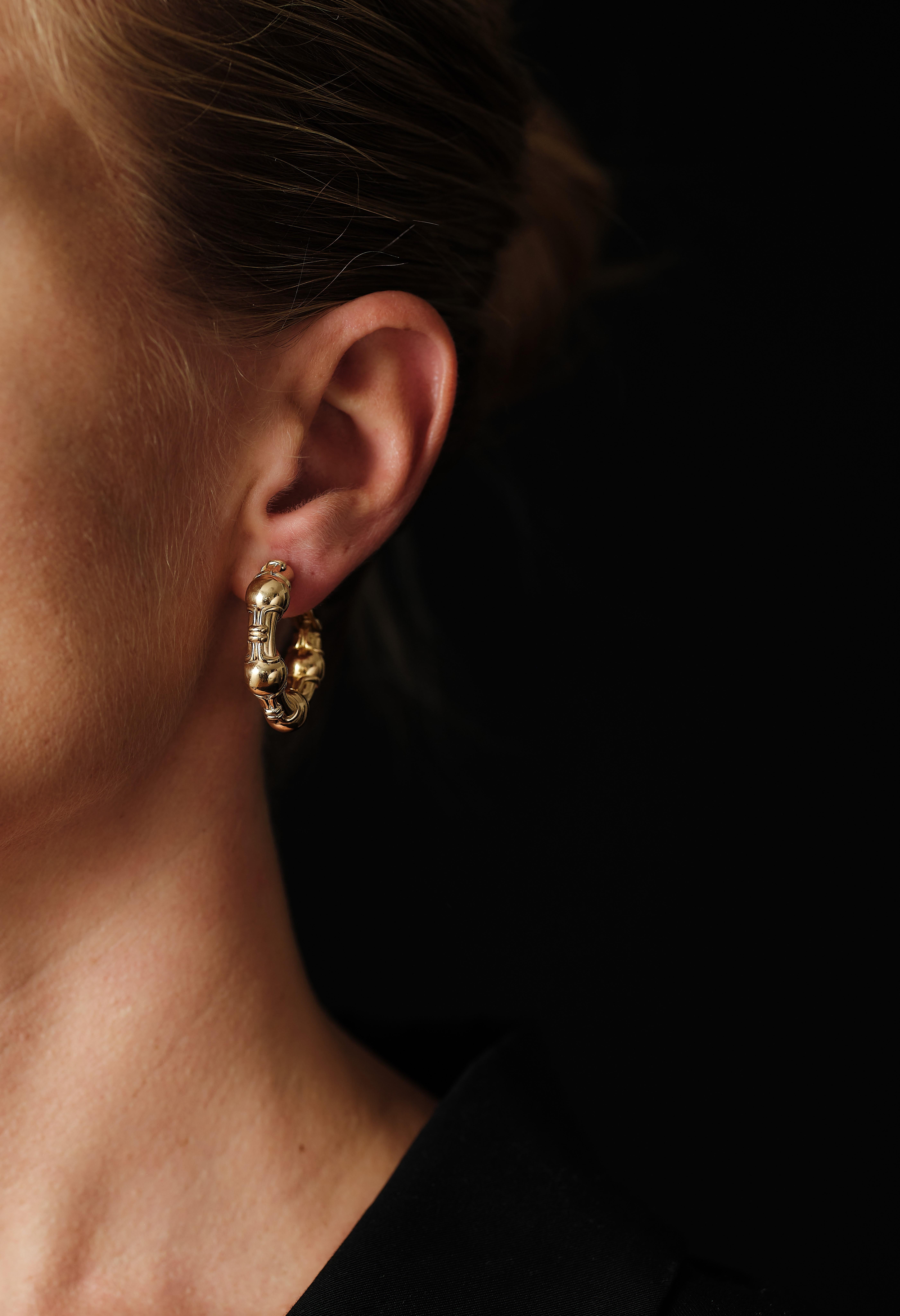 Modern Bulgari 18 karat gold hoop earrings, made 1989 For Sale