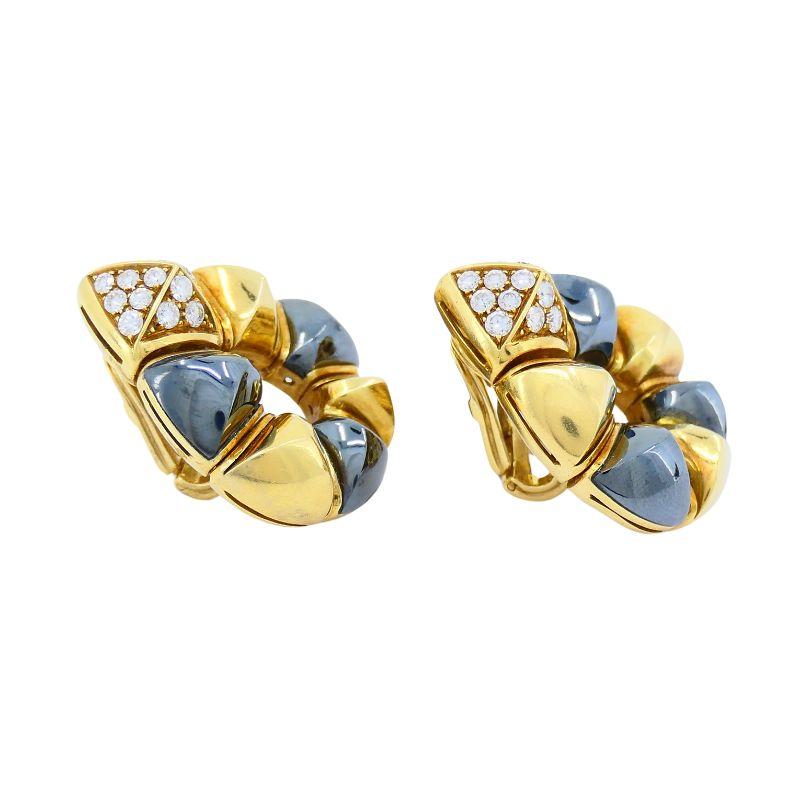 Pendientes de clip vintage Bvlgari de oro de 18 quilates con hematites y diamantes Corte brillante en venta