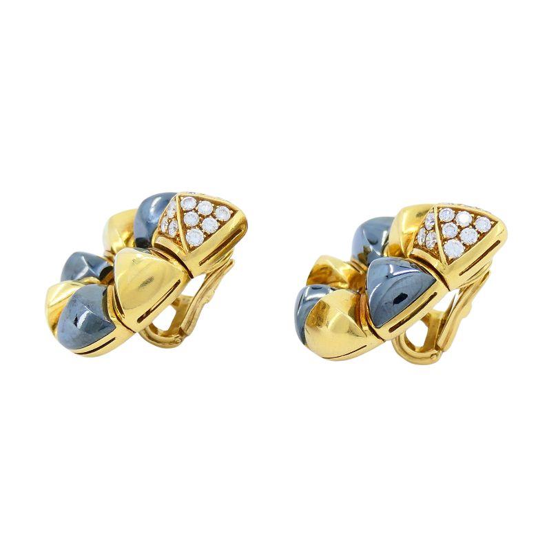 Pendientes de clip vintage Bvlgari de oro de 18 quilates con hematites y diamantes en Excelente estado para la venta en Beverly Hills, CA