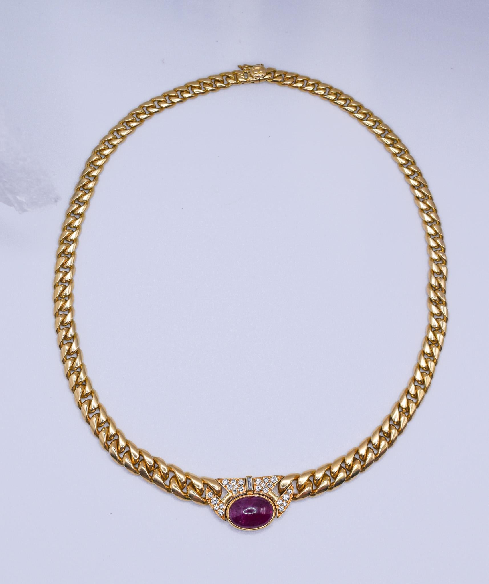bella hadid bulgari necklace