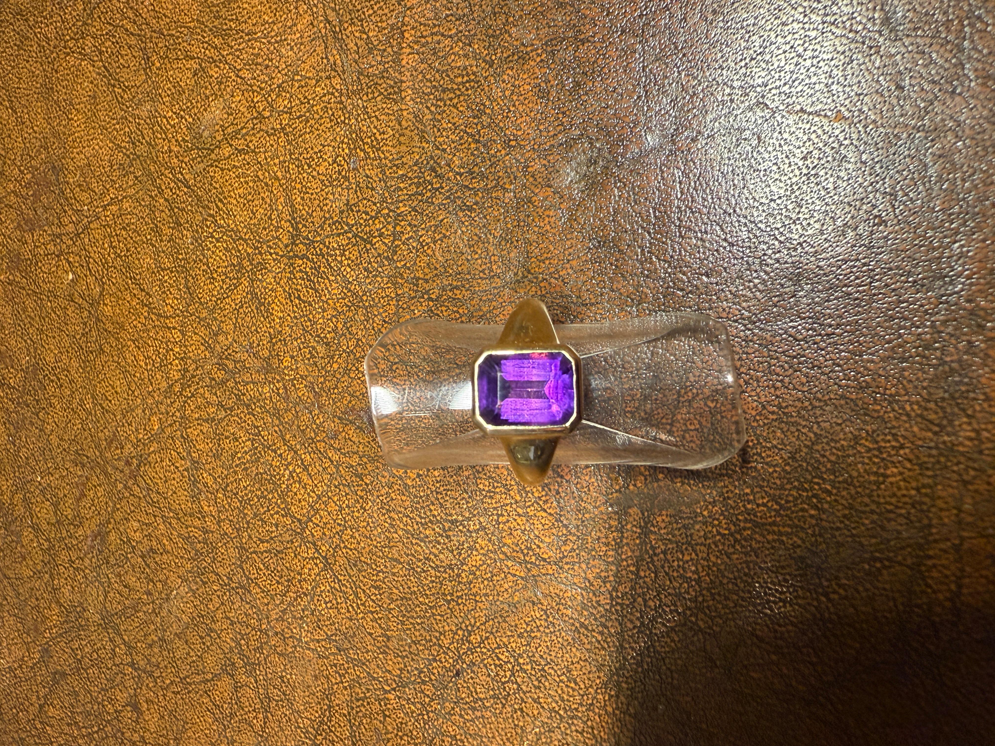 da uomo o donna Anello Bulgari d'epoca in oro giallo 18 carati e ametista in vendita