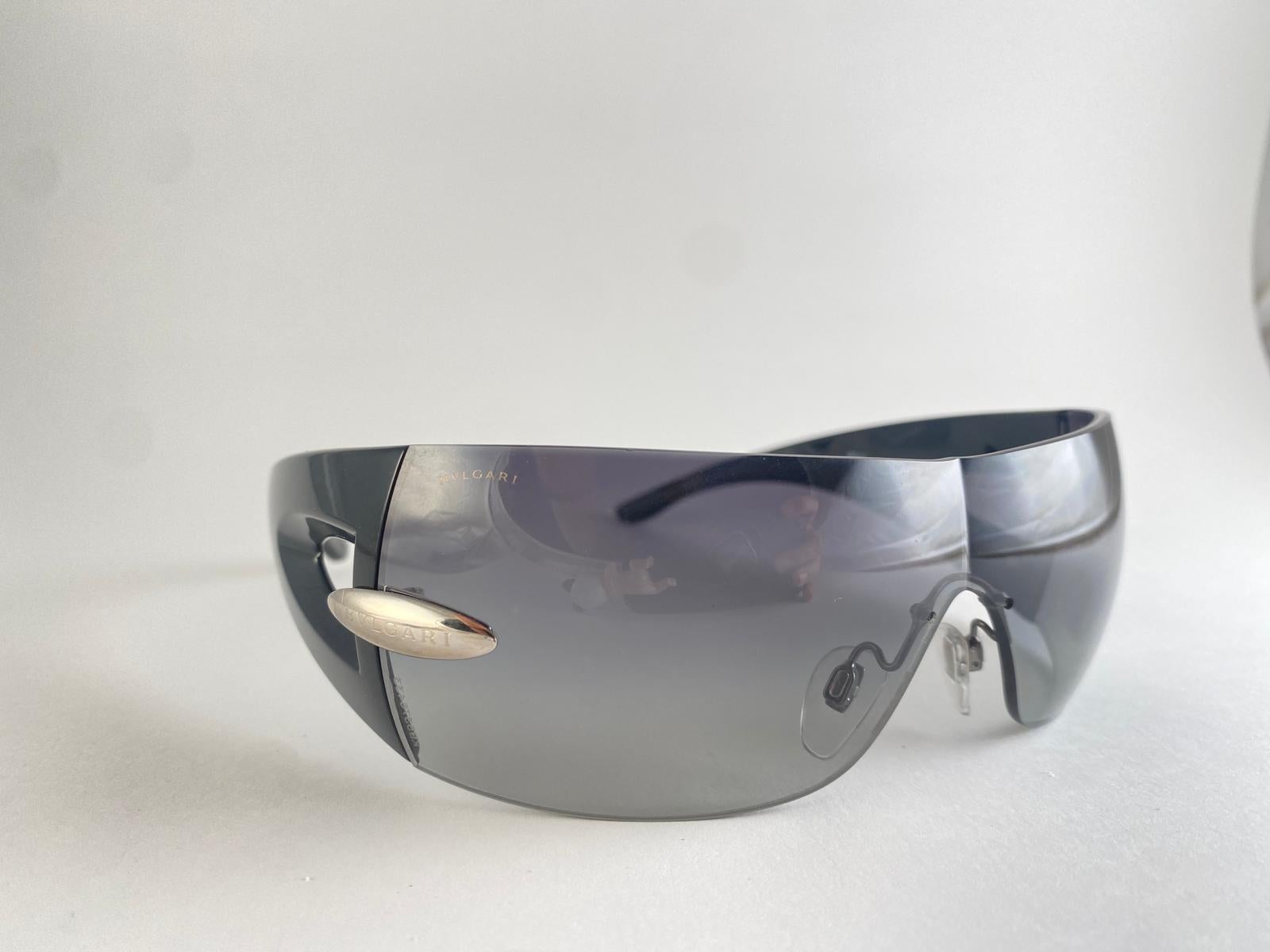 Lunettes de soleil vintage Bulgari 8025 Mask Wrap Around 2001 Italie Excellent état - En vente à Baleares, Baleares