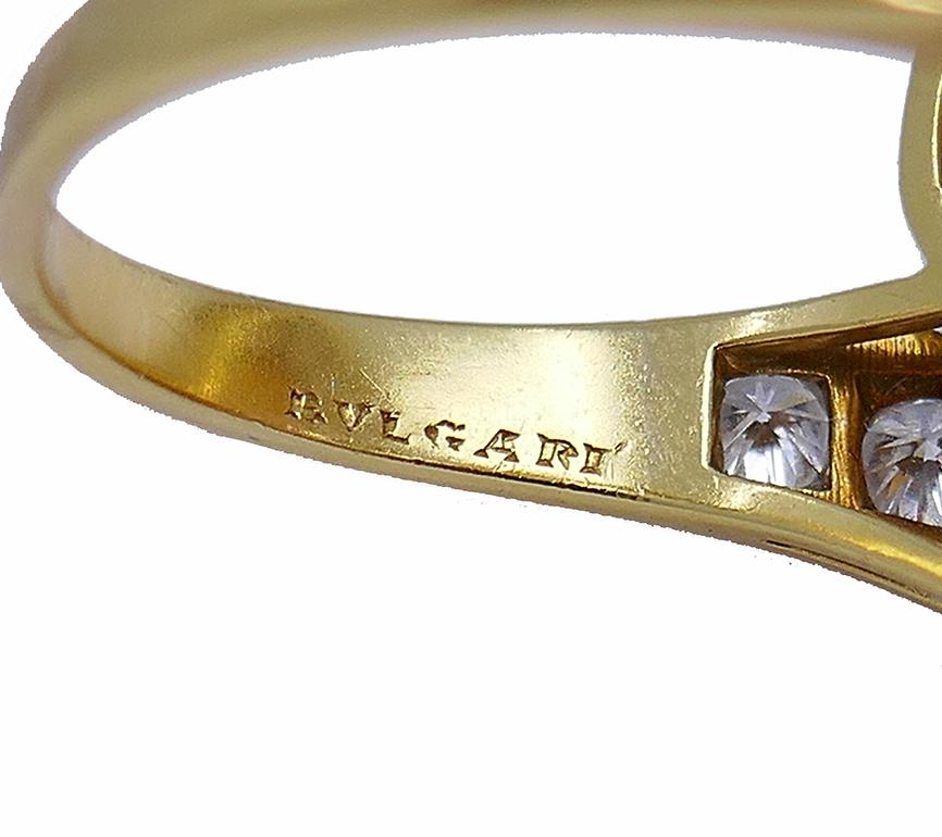 Vintage Bulgari Angel Skin Coral Diamond Ring 18k Gold 3