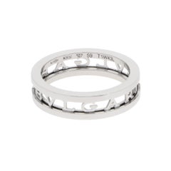 Vintage-Ring „B.zero1“ von Bulgari mit einem Band und durchbrochener Logo-Spirale aus Weißgold