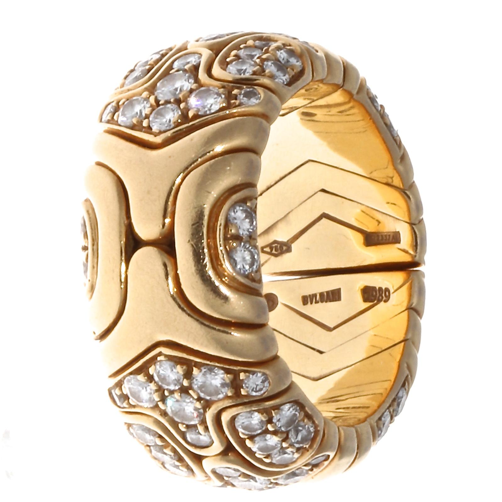 Contemporary Vintage Bulgari Diamond 18 Karat Gold Ring