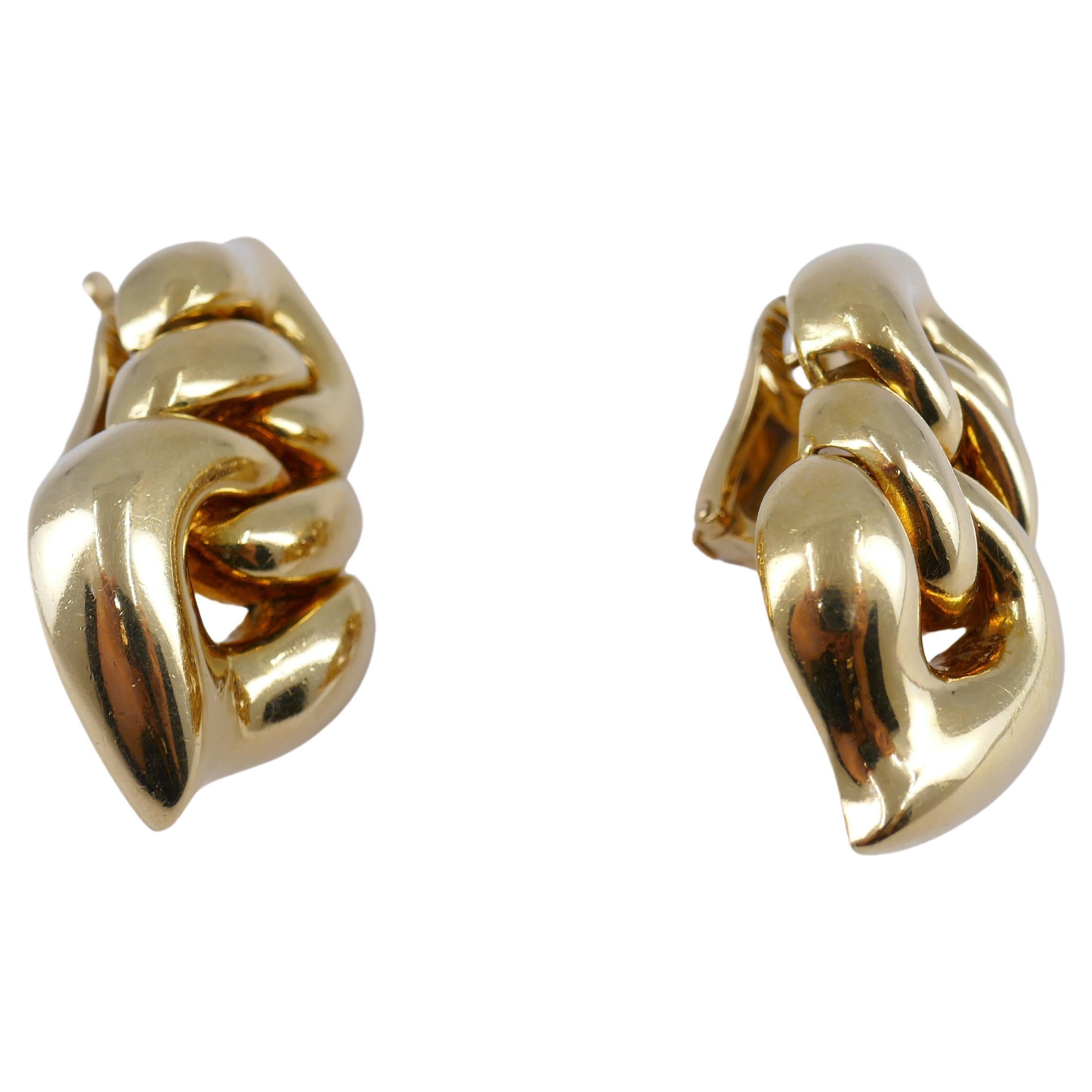 Vintage Bulgari Doppio Cuore Gold Earrings In Excellent Condition In Beverly Hills, CA
