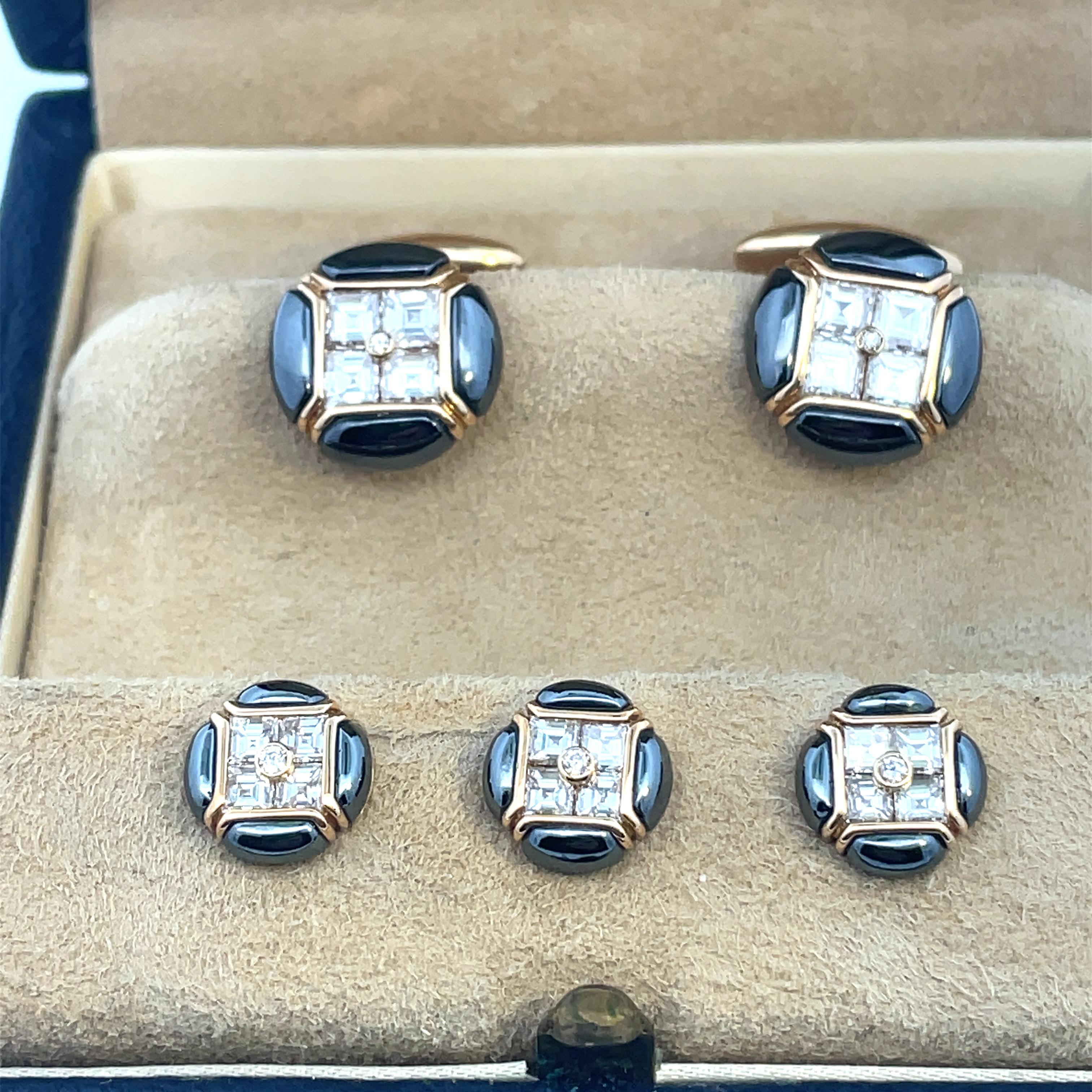 Vintage Bulgari Gold Hematite and Diamonds Dress Set Cufflinks In Excellent Condition For Sale In Milano, IT