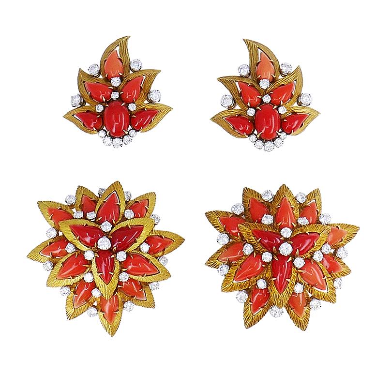 Vintage Bulgari Gold Platinum Earrings and Clip Brooches Set Coral Jewelry For Sale