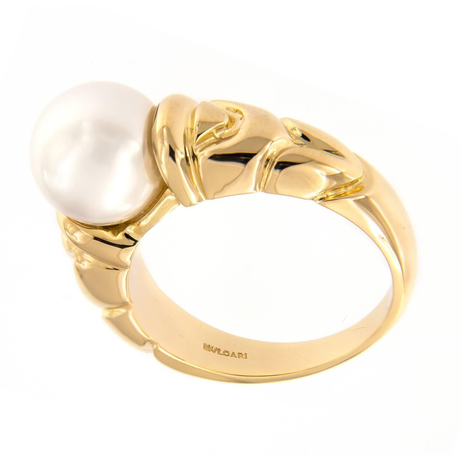 Vintage Bulgari Passo Doppio Pearl Gold Ring