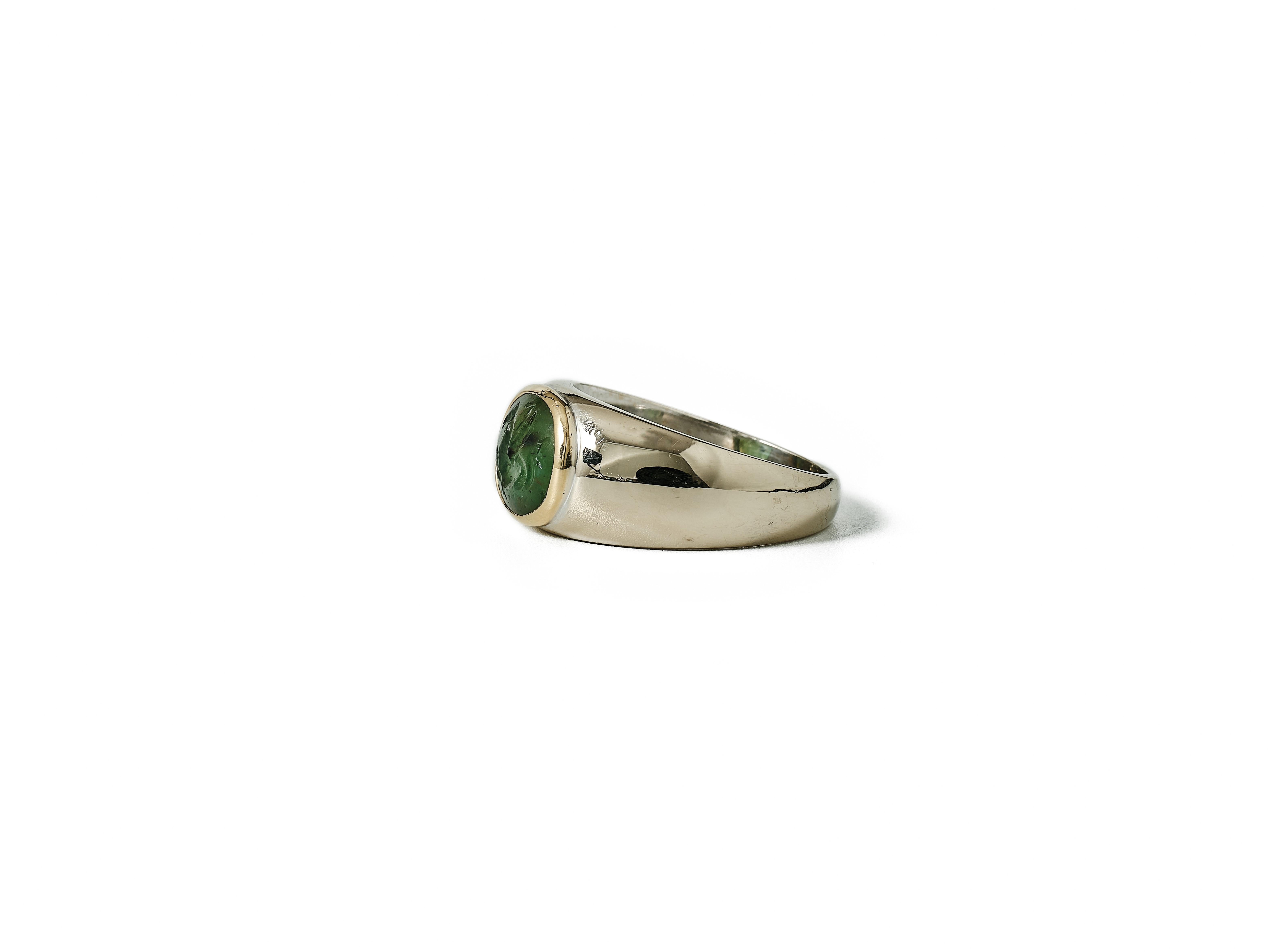 Women's or Men's Vintage Bulgari ring with nephrite Intaglio of Pegasus 1st century BCE