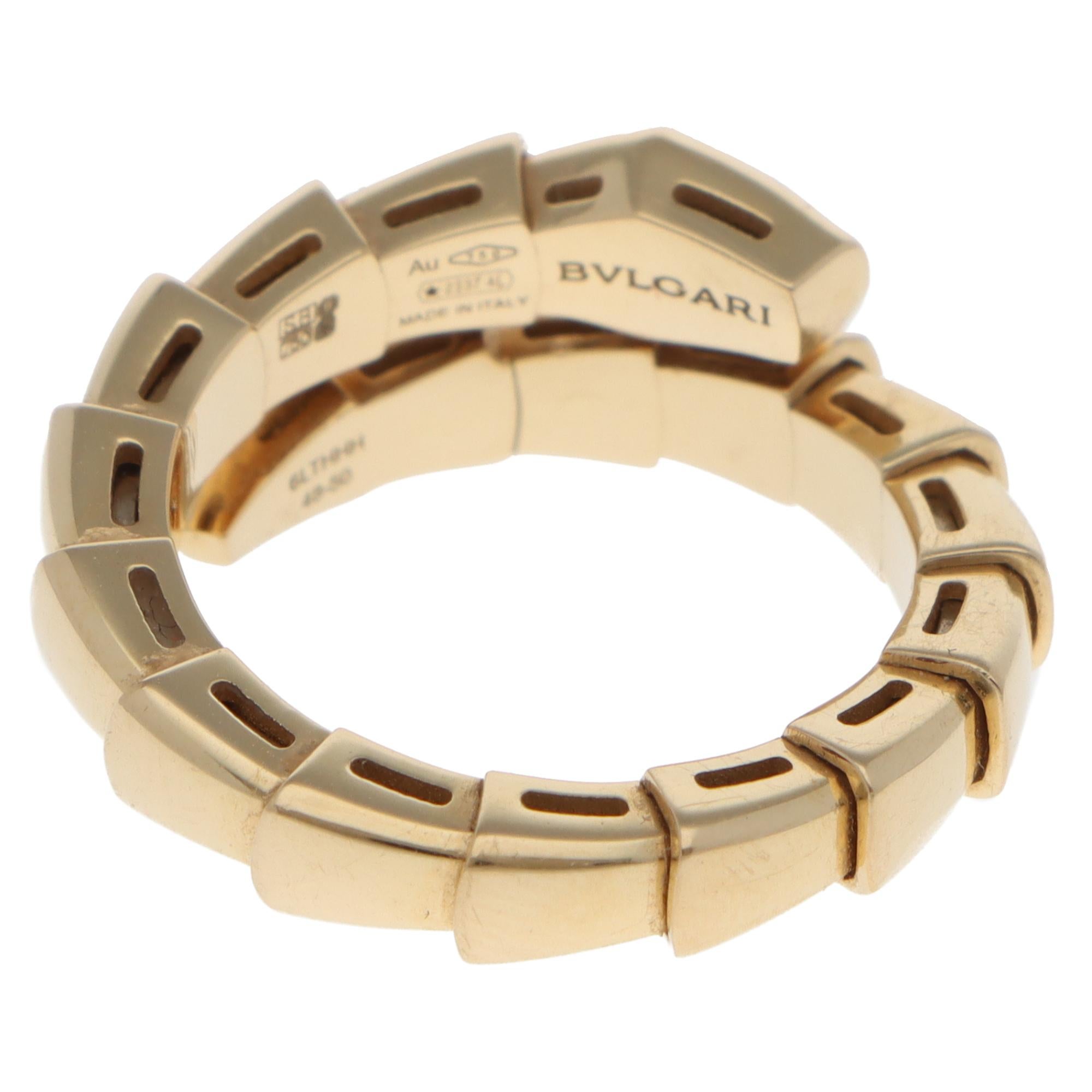 Brilliant Cut Vintage Bulgari Serpenti Viper Diamond Ring in Yellow Gold For Sale