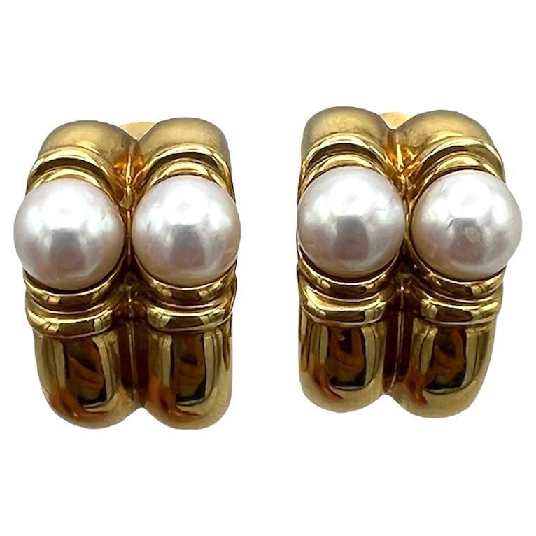 Bulgari Doppelreihige Ohrringe aus Gelbgold und Perlen 