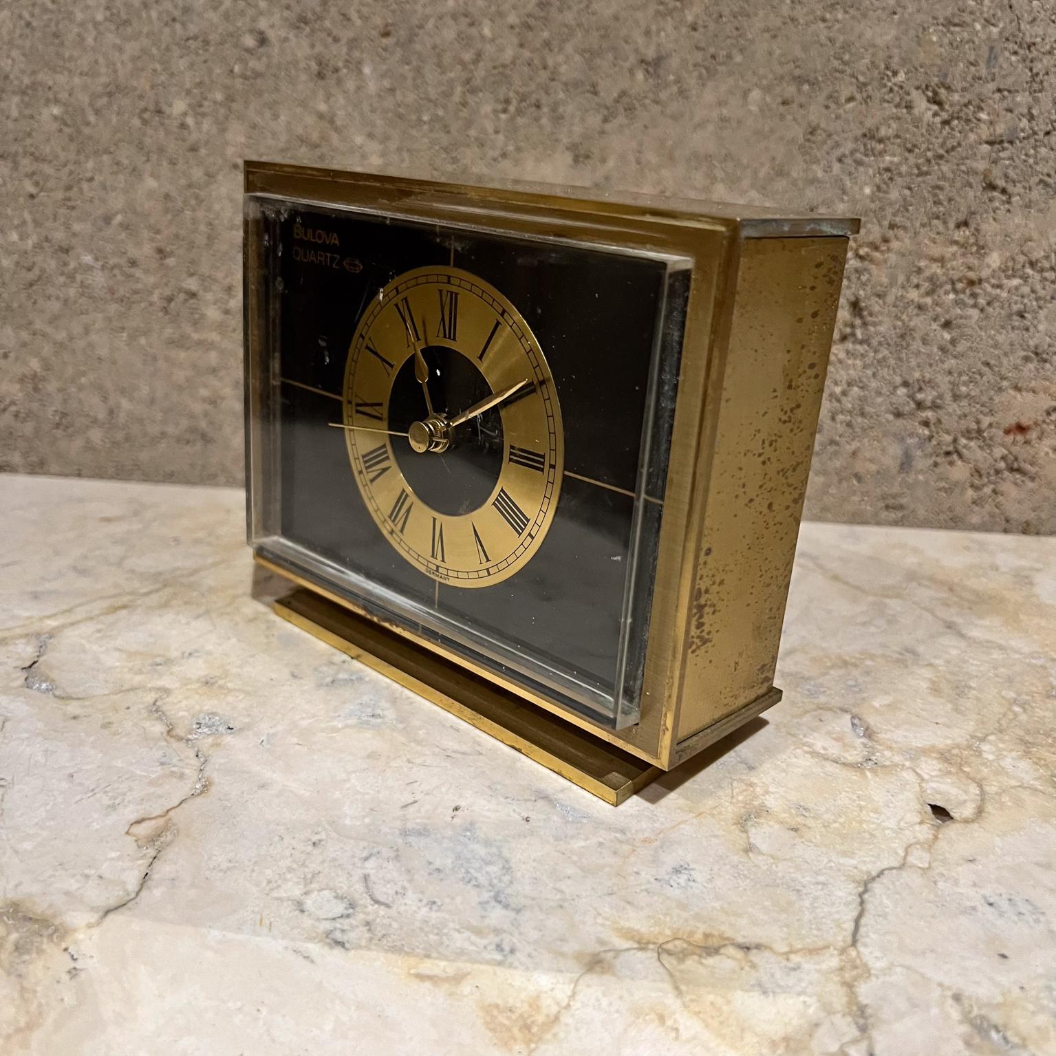 Metallo Orologio da tavolo al quarzo vintage Bulova Germania in vendita