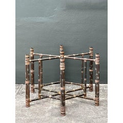 Mesa de comedor vintage de ratán con pedestal según McGuire