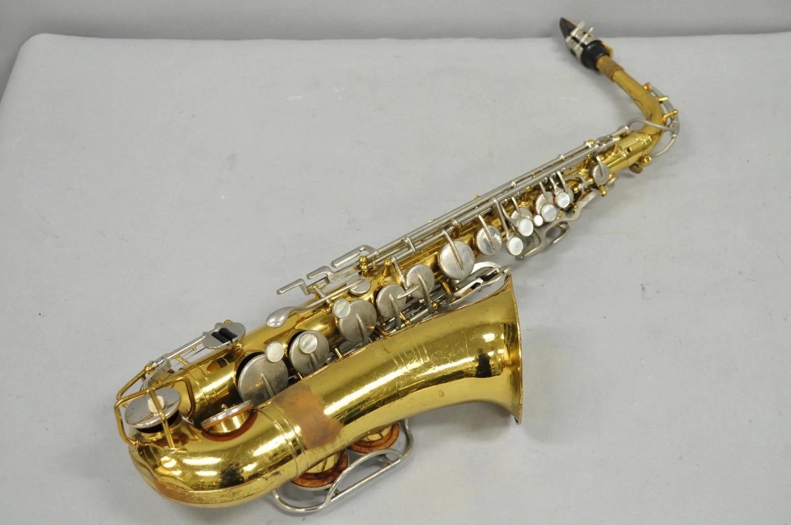 Vintage Bundy Selmer Messing Altsaxophon in Hartschalenkoffer w / Extras (Sonstiges) im Angebot