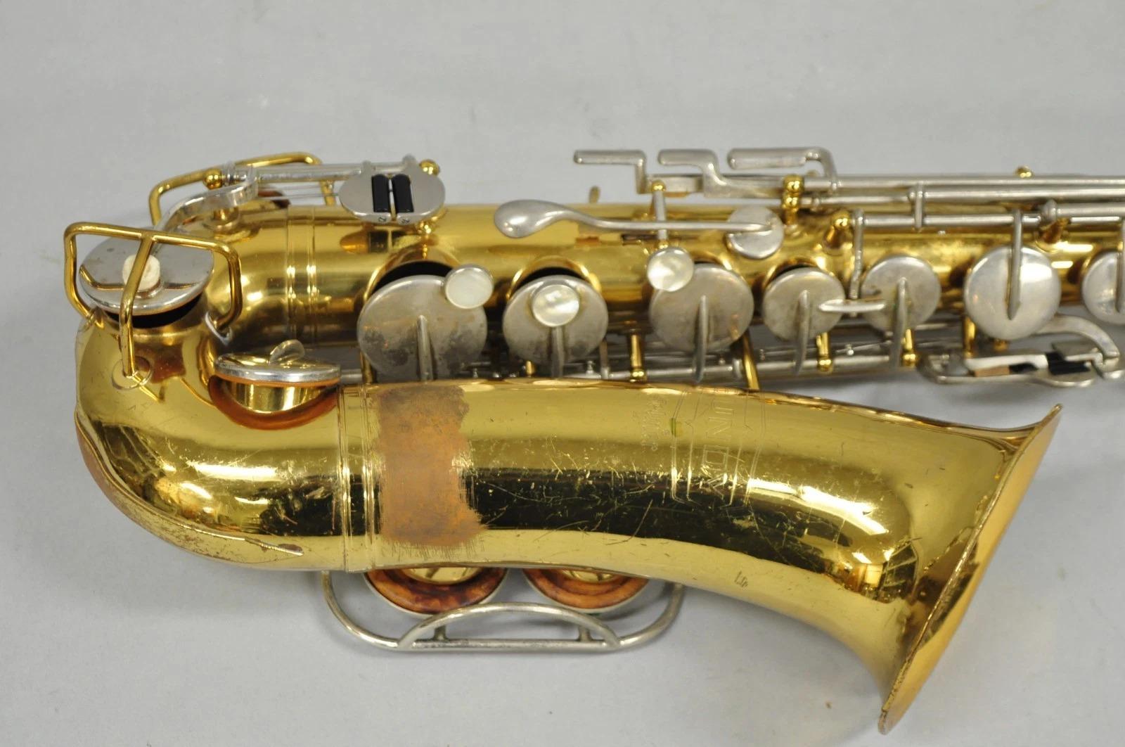 Vintage Bundy Selmer Messing Altsaxophon in Hartschalenkoffer w / Extras im Zustand „Gut“ im Angebot in Philadelphia, PA