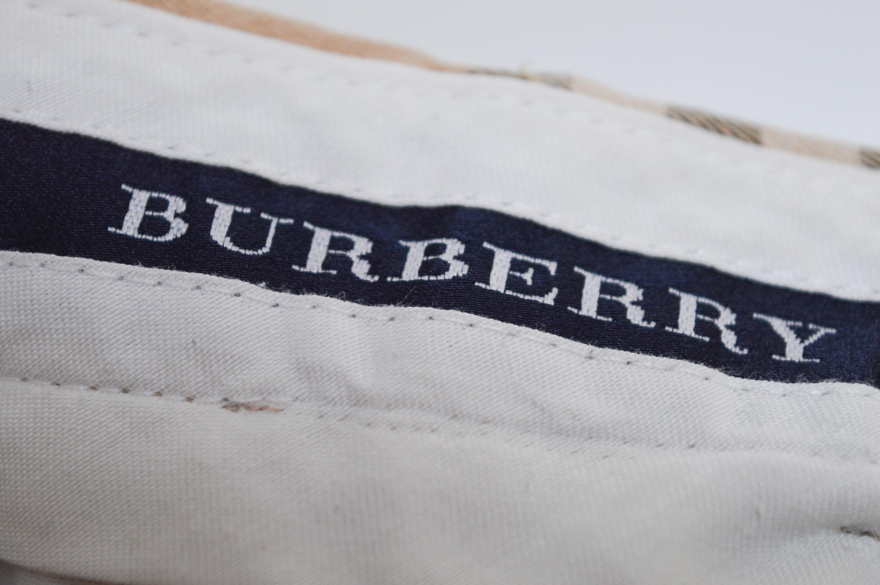 Vintage BURBERRY Classic Nova Check Patterned Tartan Trousers - Plaid Pants For Sale 3