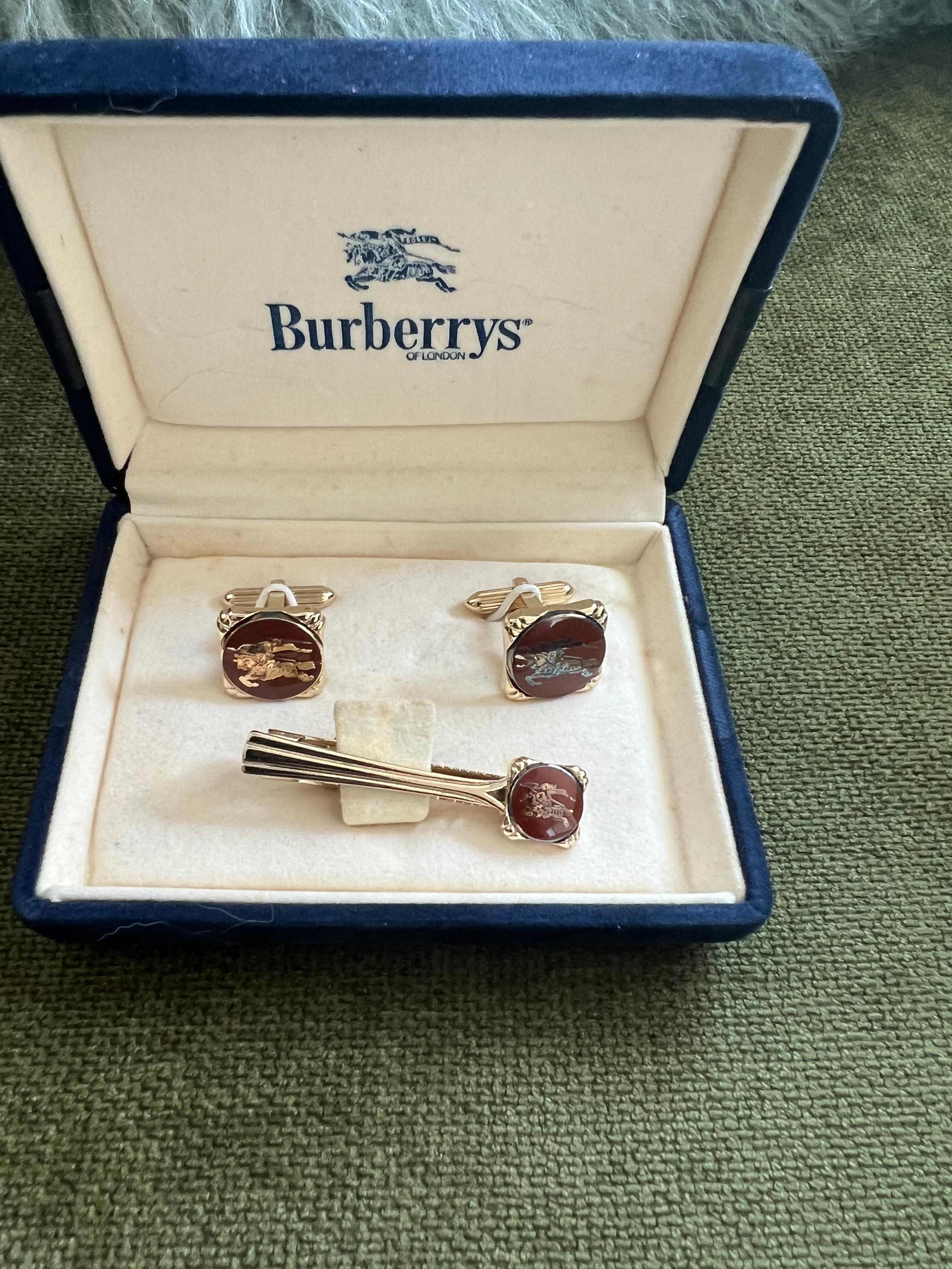 Vintage Burberry Gold Platte & Rot Lack Manschettenknöpfe & Krawattenklammer 