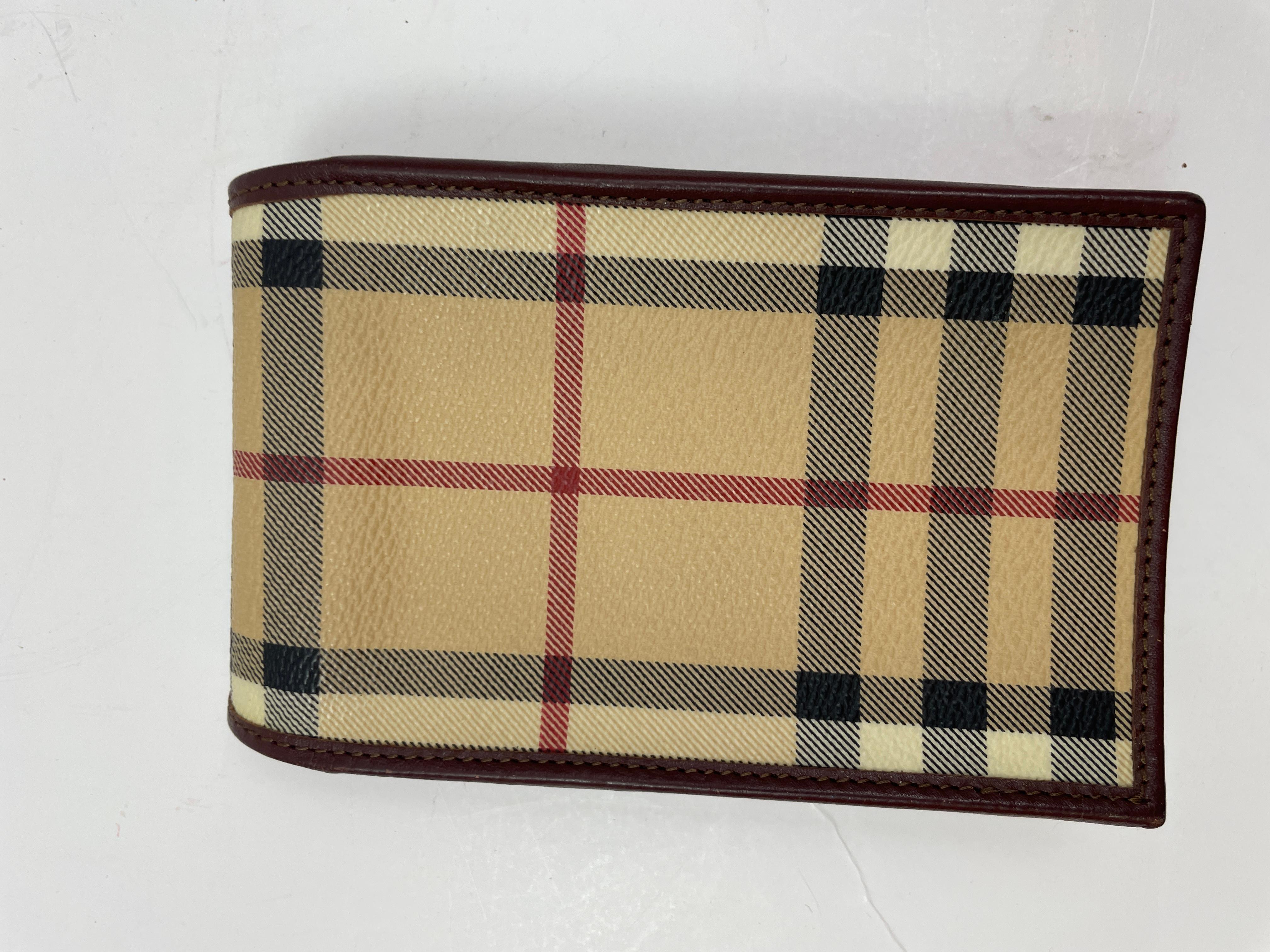Vintage Burberry Leder kariert Fall oder Brieftasche im Angebot 9
