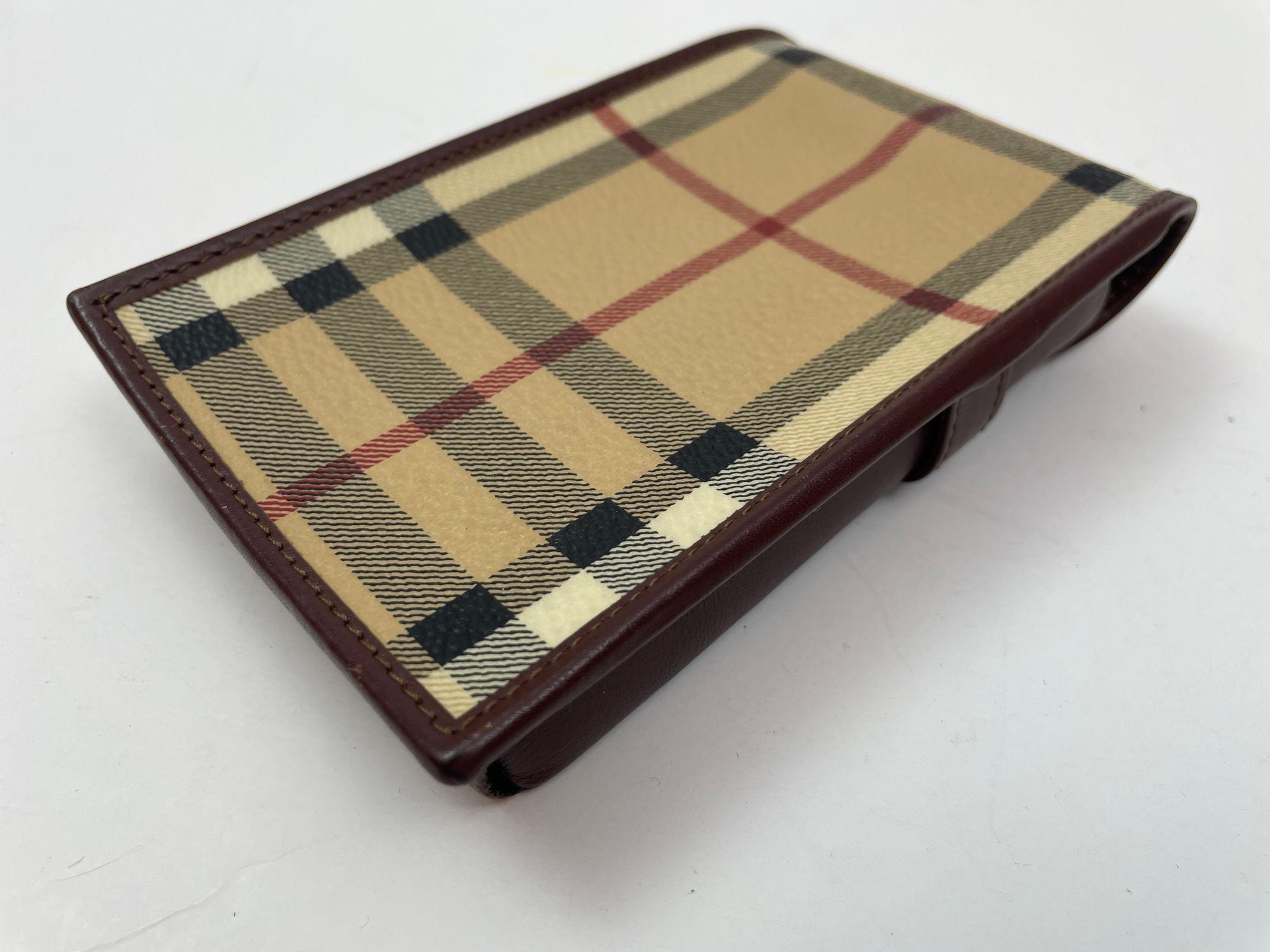 Vintage Burberry Leather Plaid Case or Wallet For Sale 8