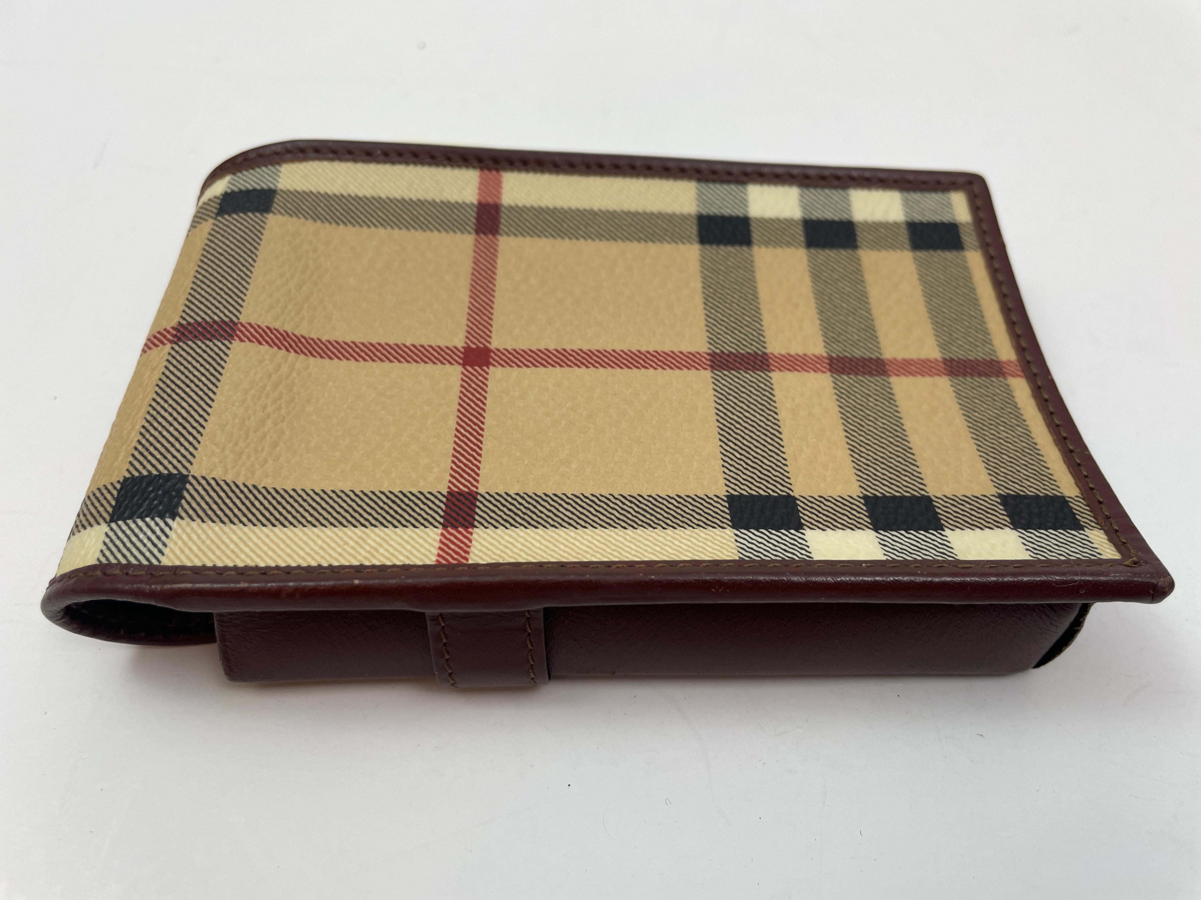 Vintage Burberry Leather Plaid Case or Wallet For Sale 10
