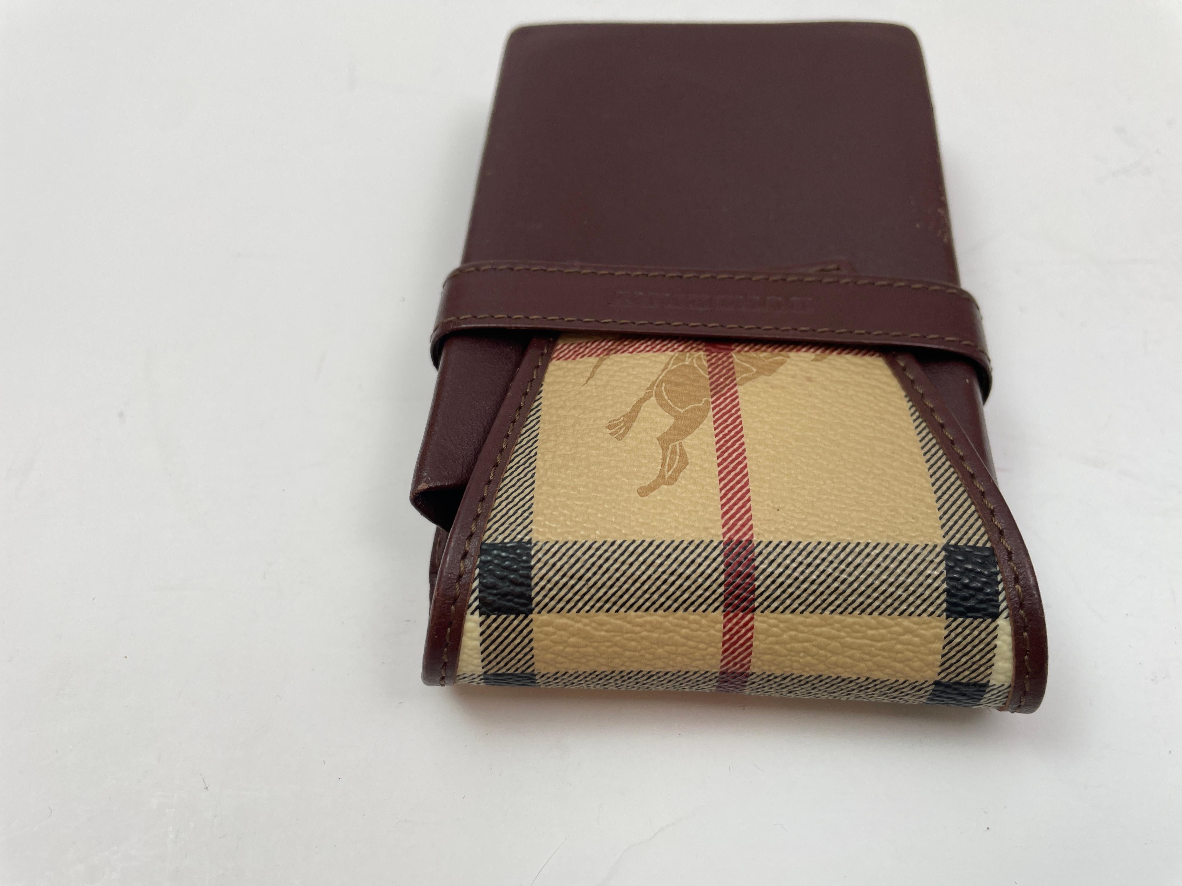 Vintage Burberry Leather Plaid Case or Wallet For Sale 4