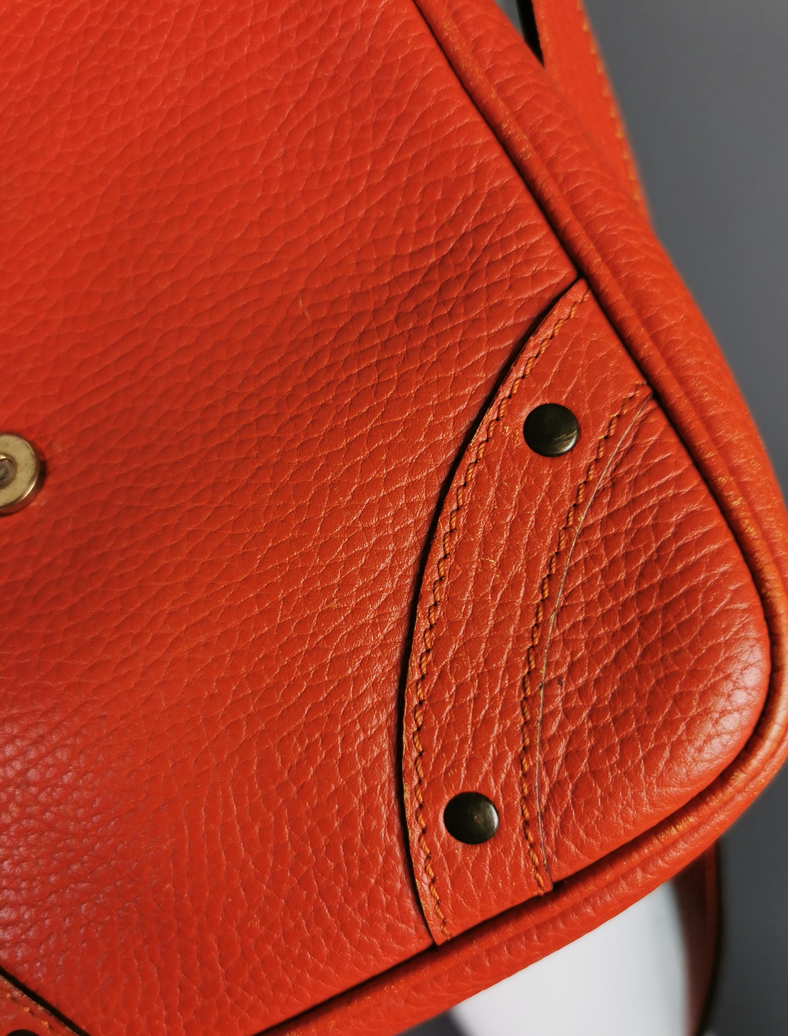 Vintage Burberry orange pebble leather Crossbody bag, shoulder bag, D ring  For Sale 10