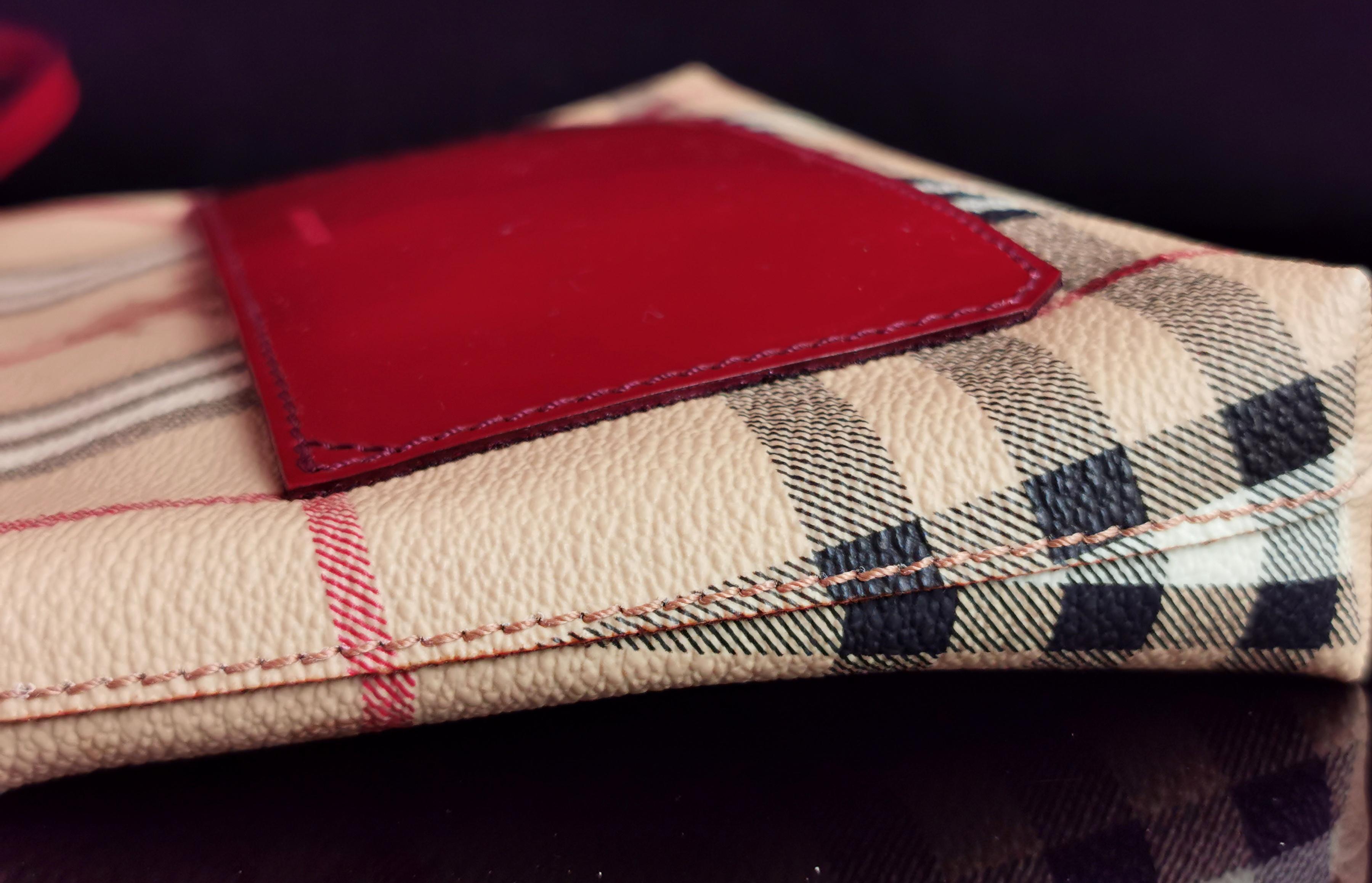 Vintage Burberry Pochette handbag, Nova check and red leather 4