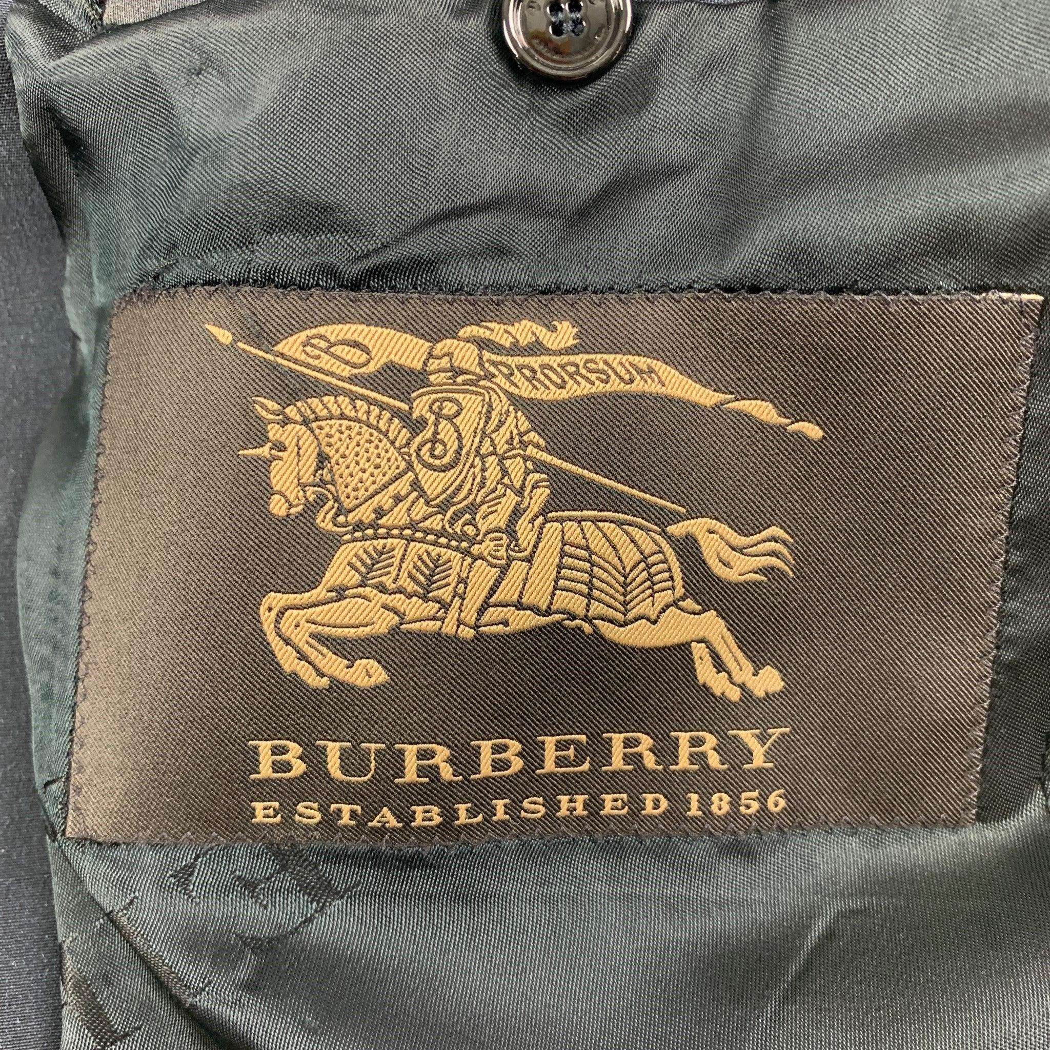 Vintage BURBERRY PRORSUM Size 42 Navy & Cotton / Mohair Peak Lapel Sport Coat For Sale 3