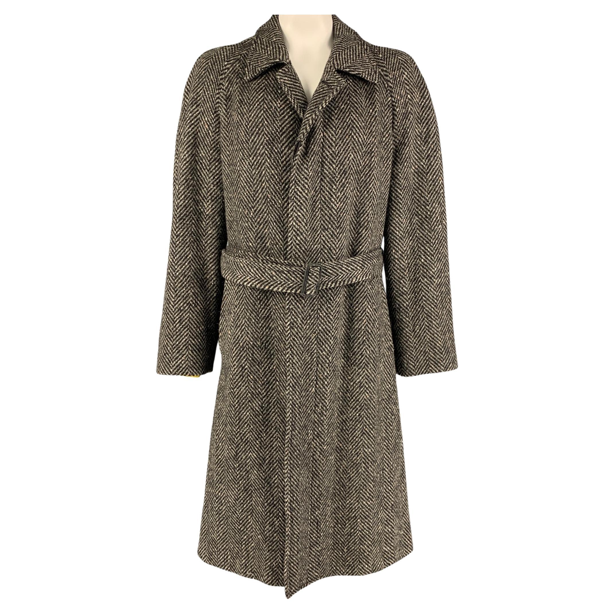 Burberry herringbone wool outlet coat