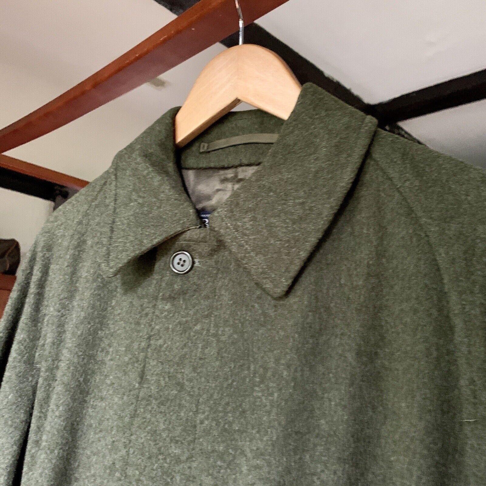 Vintage Burberry Manteau long en laine et alpaga Nova Check Belted Custom Order 38R RARE en vente 1