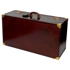 Valigia vintage in pelle di Bottega Veneta color borgogna