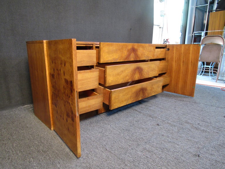 Mid-Century Modern Vintage Burl Credenza in the style of Milo Baughman For Sale